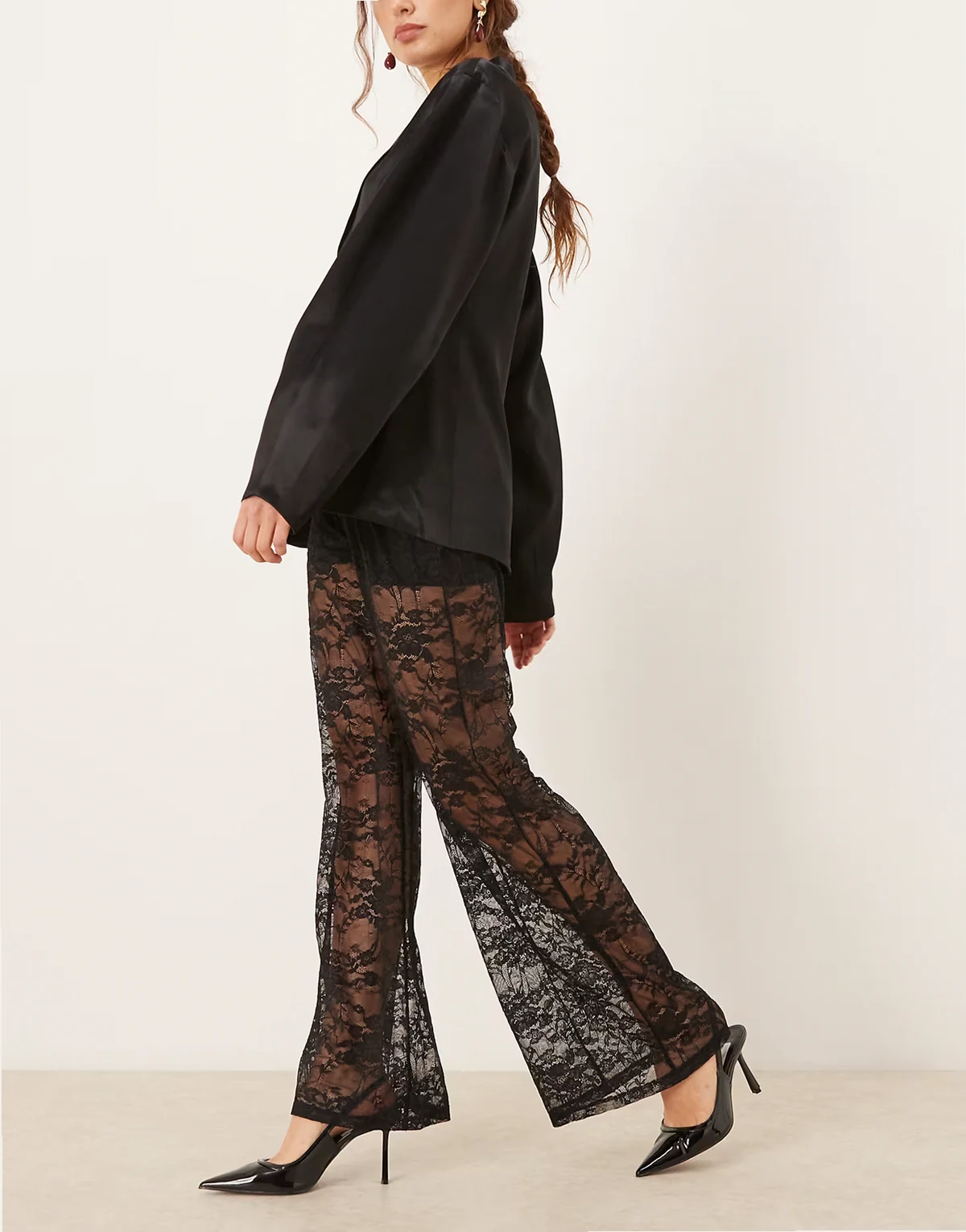 – Hose aus Spitze in Schwarz
