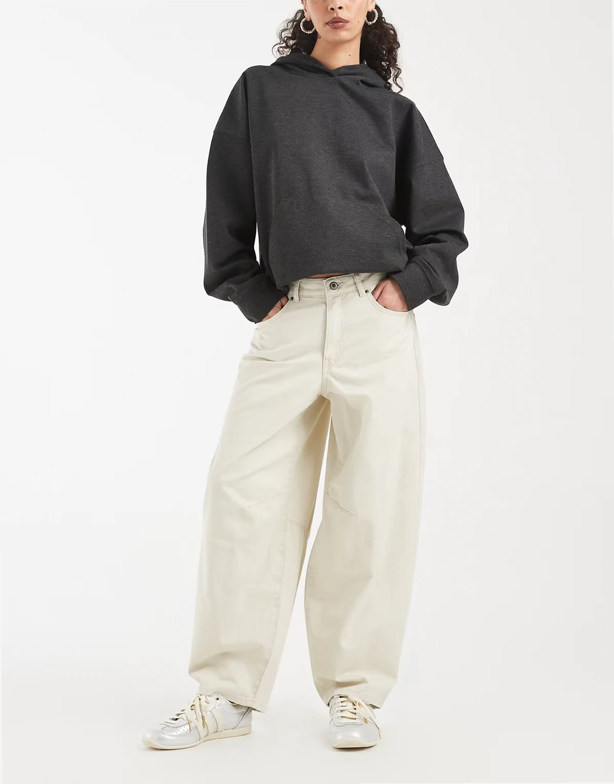 – Barrel-Hose in Steinbeige