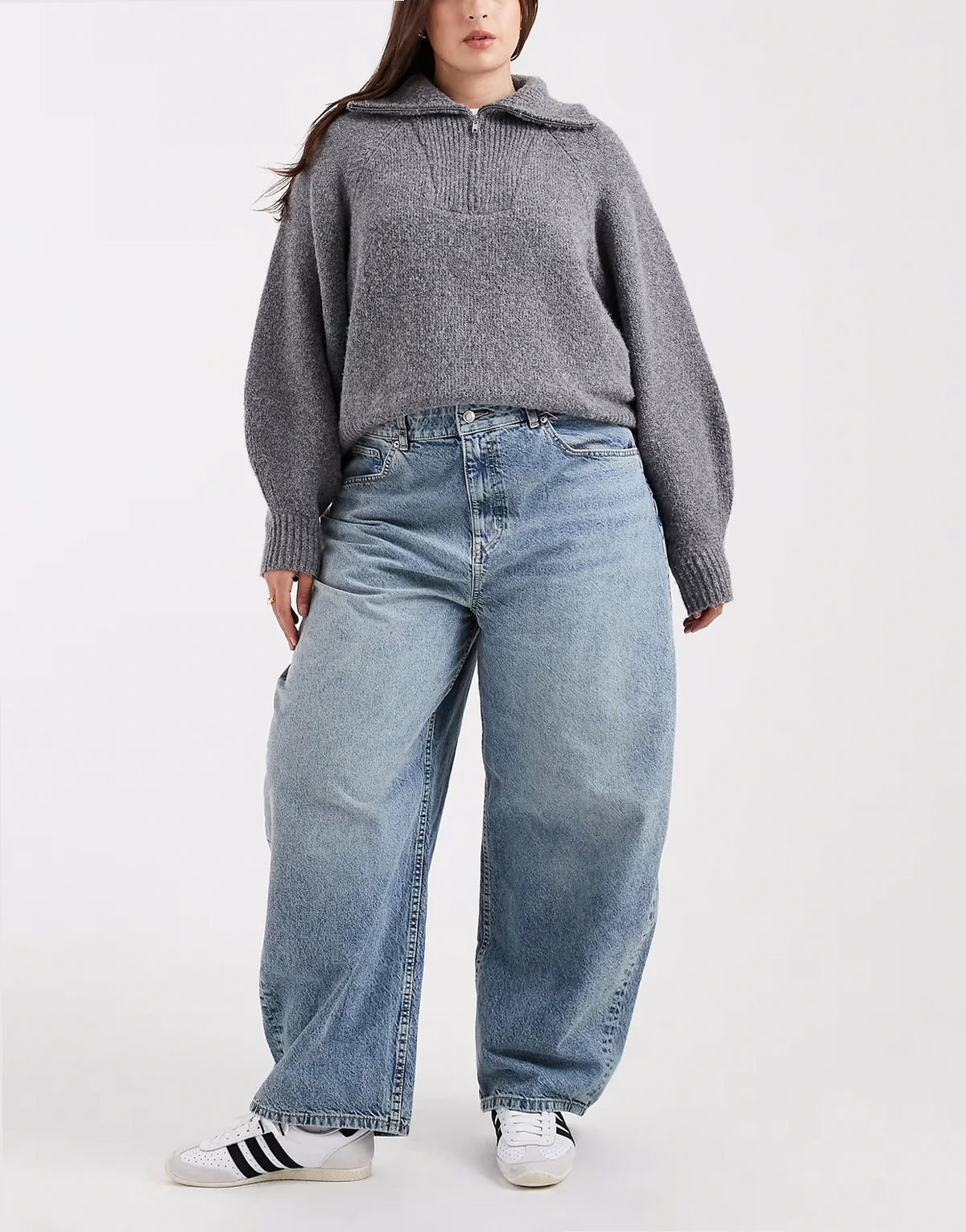 ASOS DESIGN Curve – Jasnoniebieskie jeansy z baryłkowymi nogawkami, podwyższonym stanem i efektem sprania