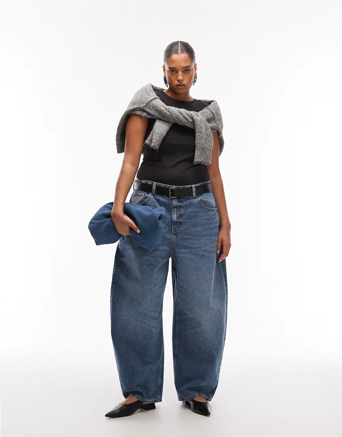 ASOS DESIGN Curve – Circular Design Collection – Ciemnoniebieskie jeansy z podwyższonym stanem i baryłkowymi nogawkami