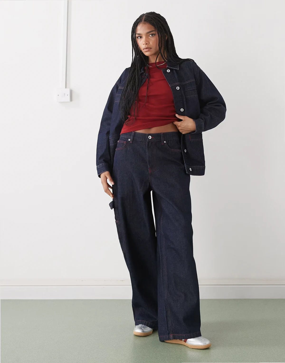 – x011 – Carpenter-Jeans in Rinse mit mittelhohem Bund, Kombiteil