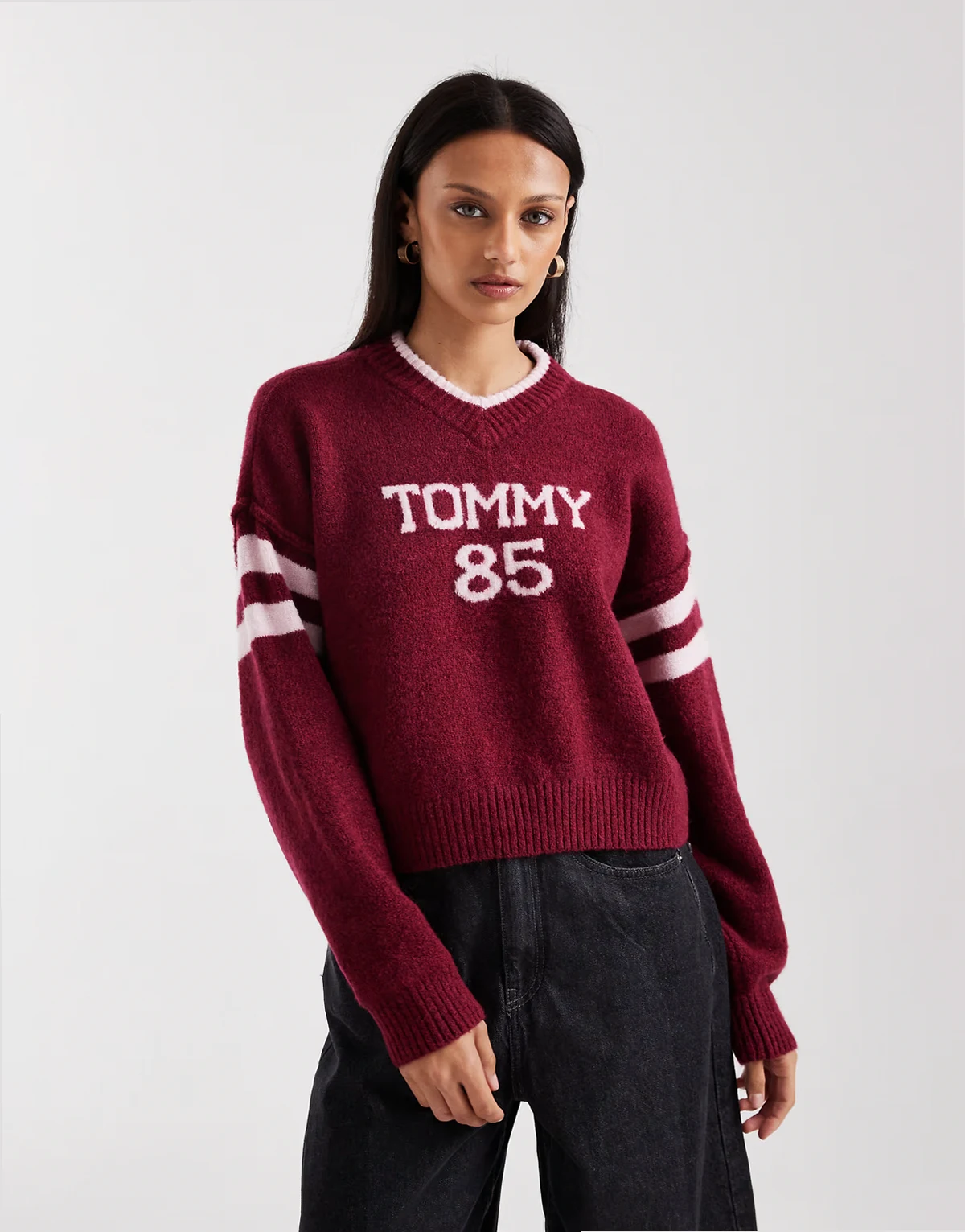 varsity 85 sweater in burgundy