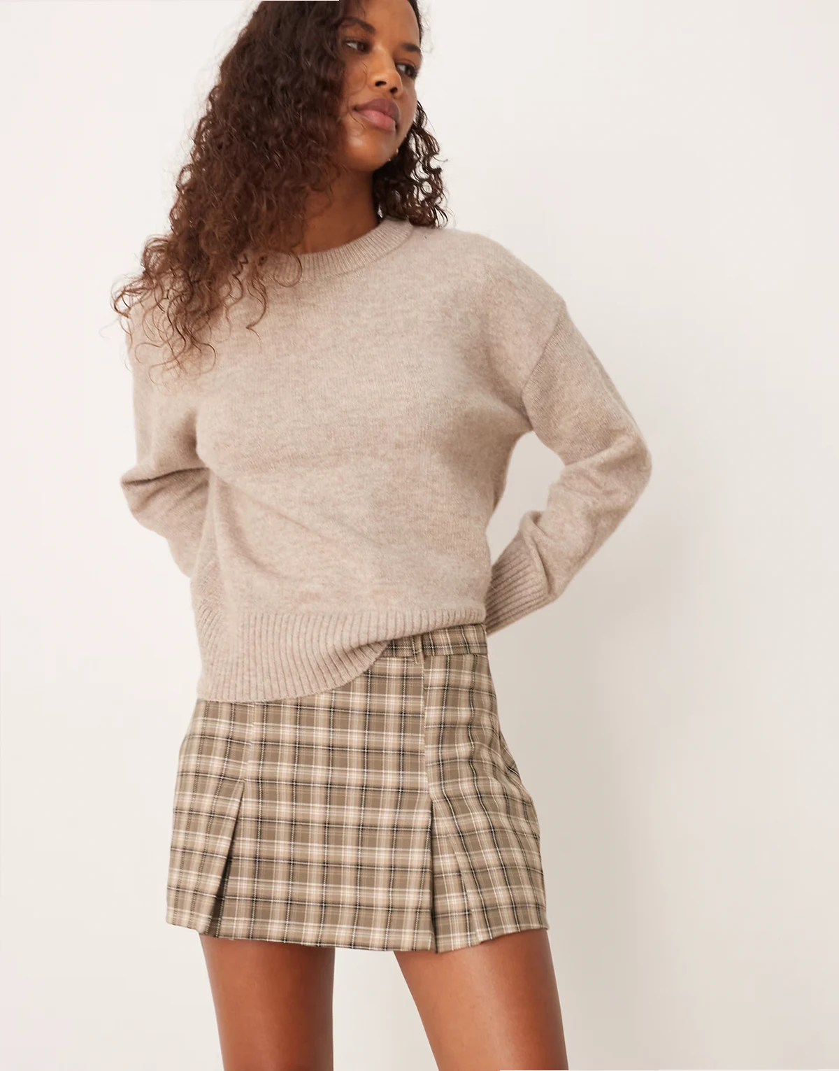 – Eleganter Mini-Skort mit Kellerfalten und Karomuster