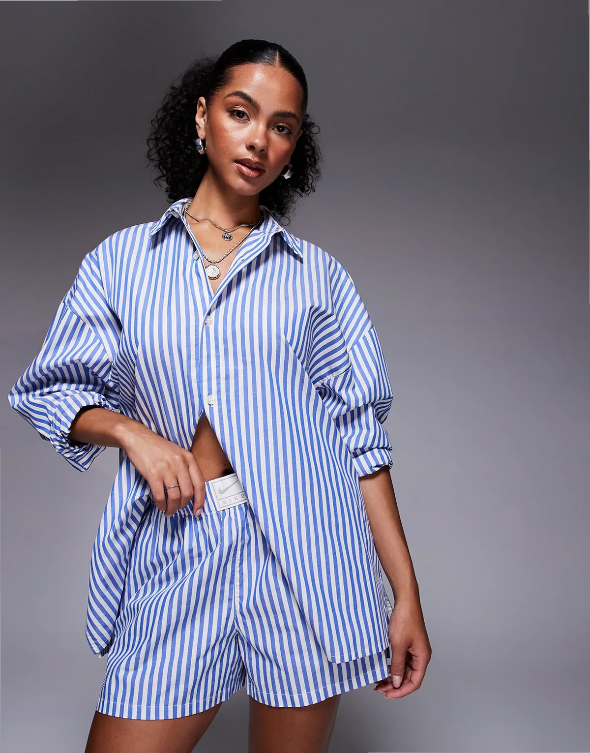striped poplin shorts in blue