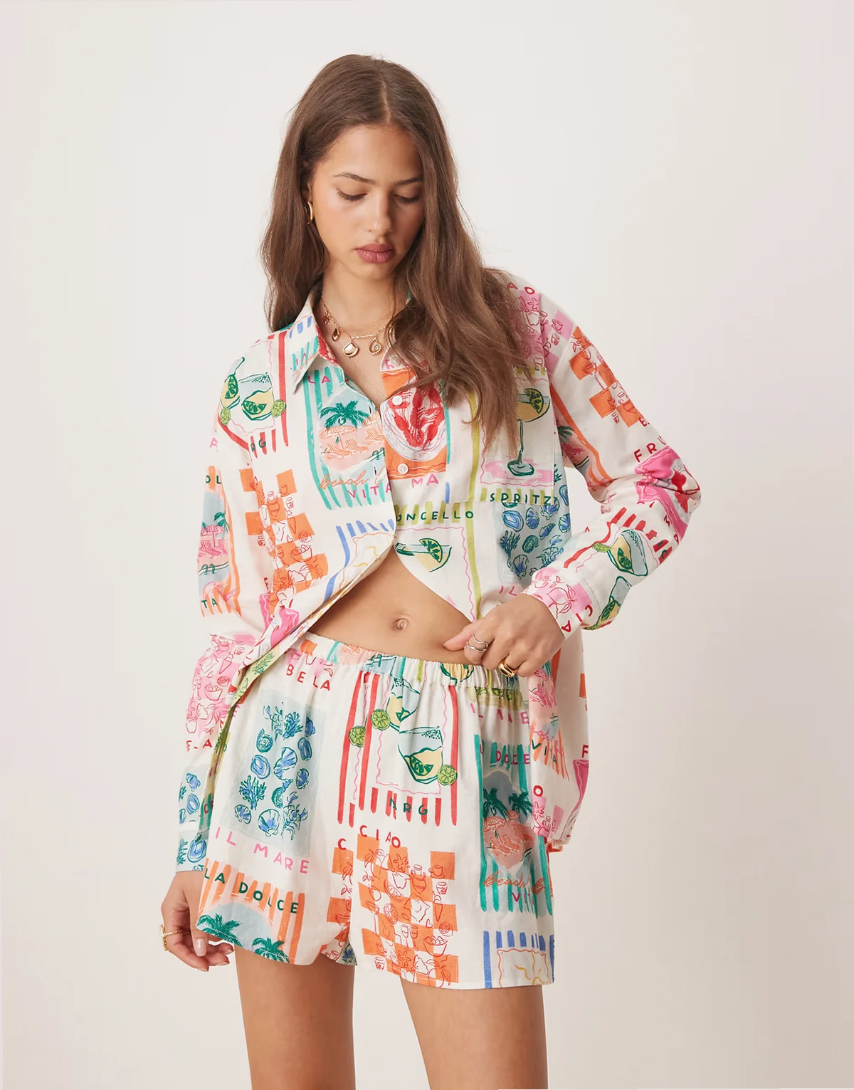 – Shorts mit Freizeitprint, Kombiteil