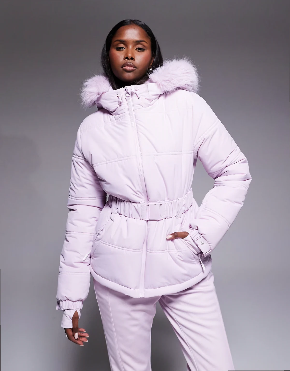 ASOS 4505 Ski – Icon – Różowa wodoodporna kurtka narciarska z izolacją z paskiem