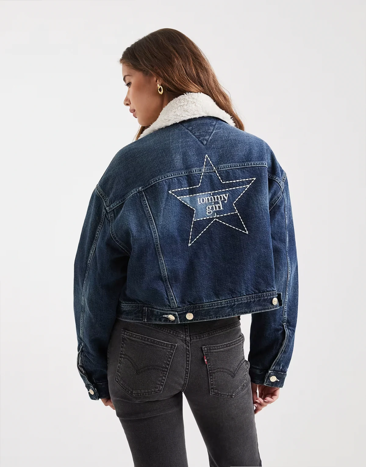 tommy girl padded denim trucker jacket with contrast borg collar in mid blue