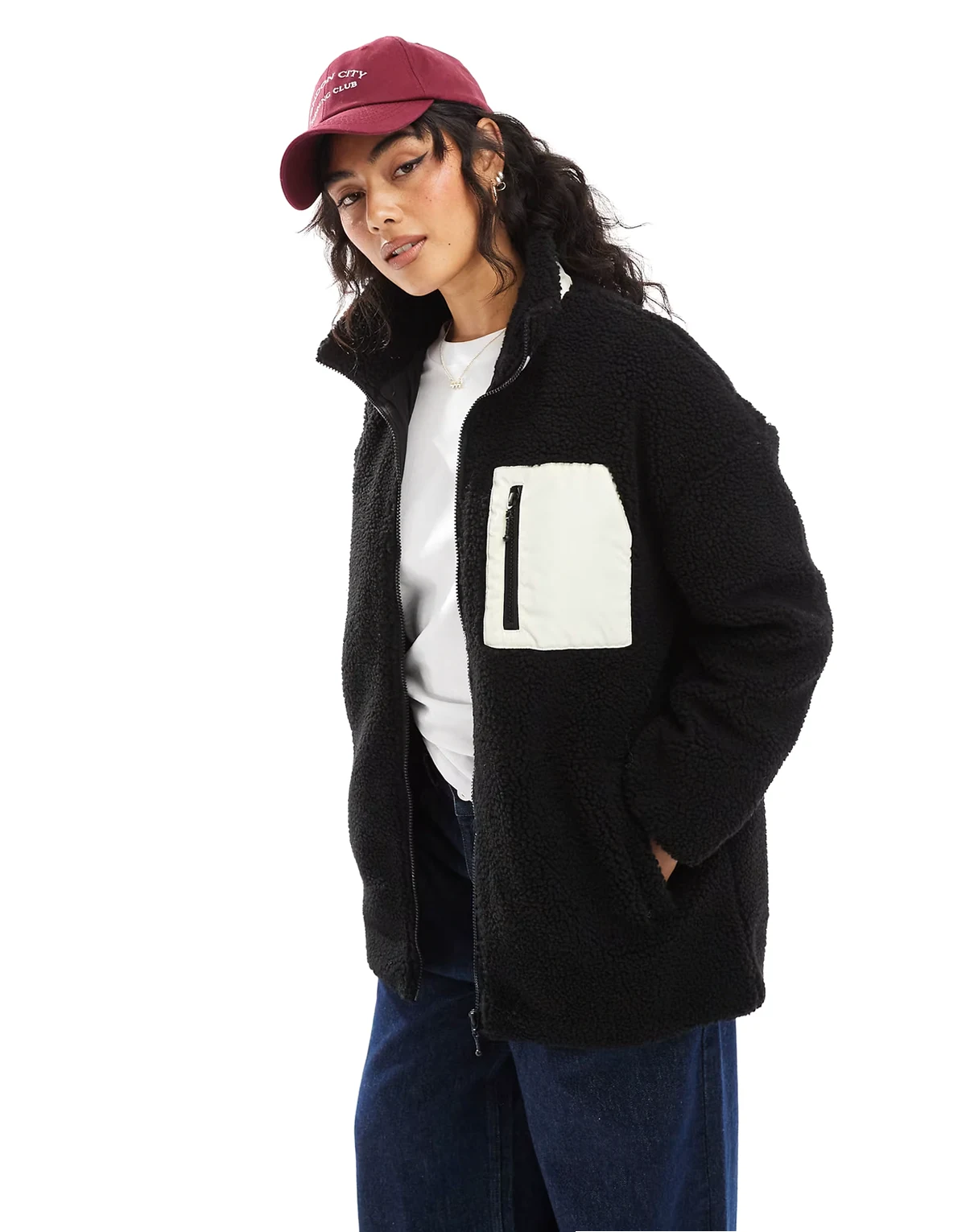 – Teddyfell-Fleecejacke in Schwarz mit Oversize-Schnitt und Stehkragen