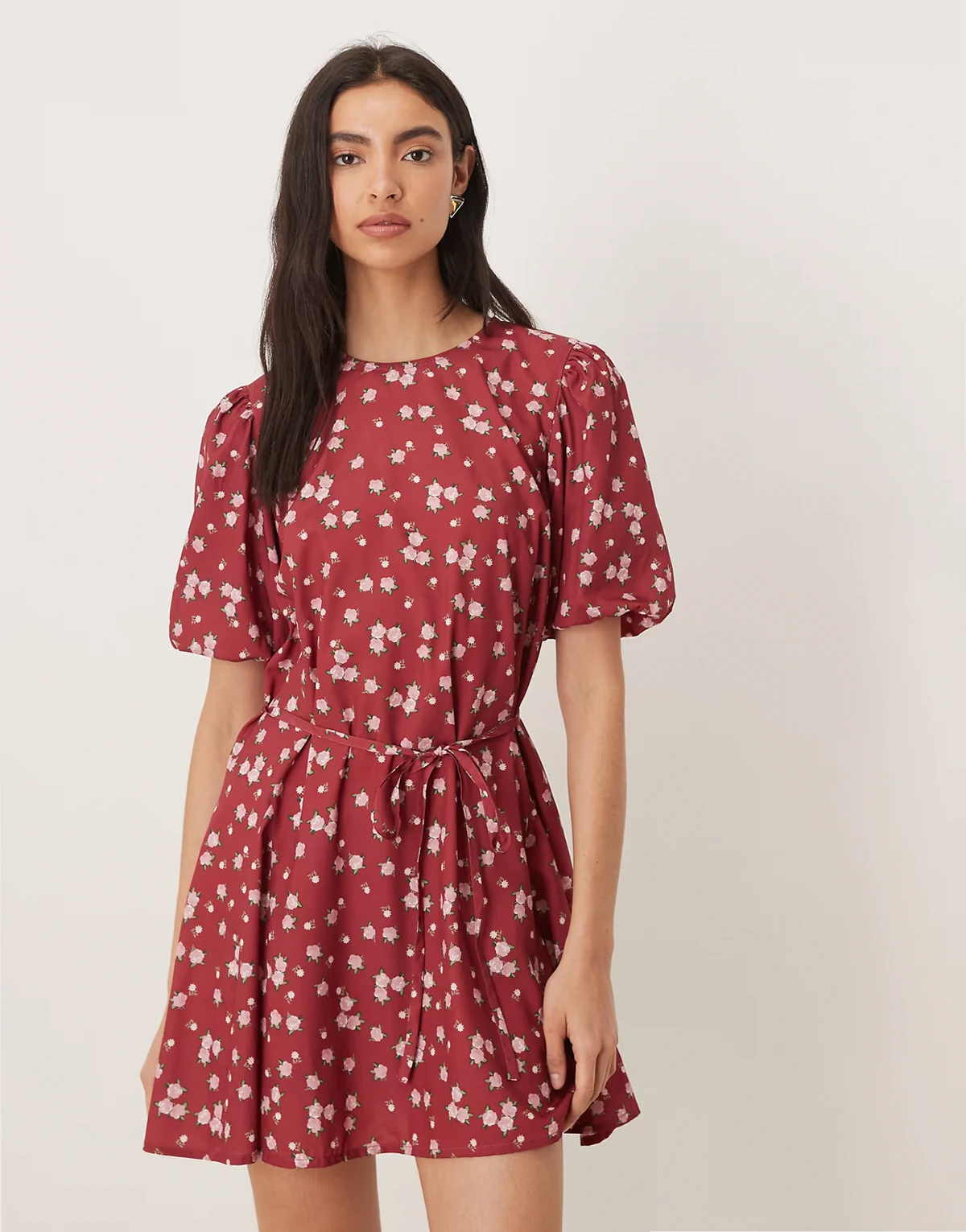 short sleeve tie waist mini dress in berry floral