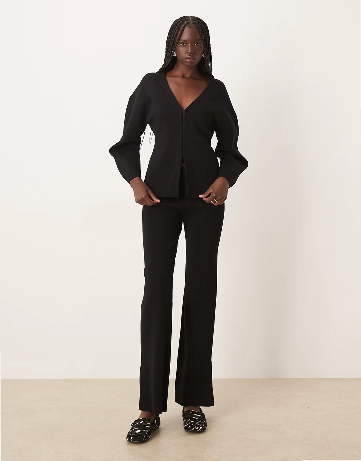 Sofias knit pants in black - part of a set