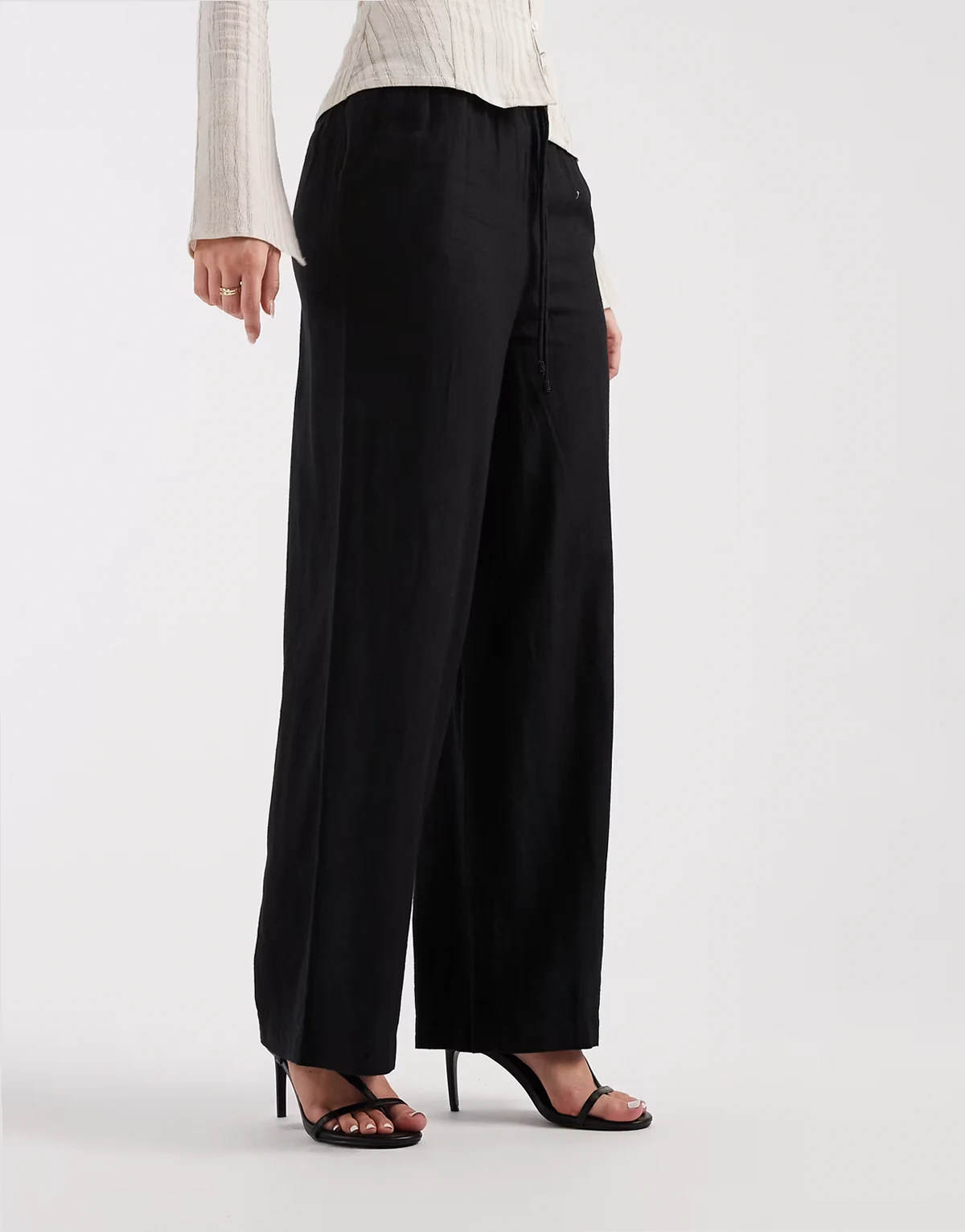 linen look wide leg pants in black - part of a set