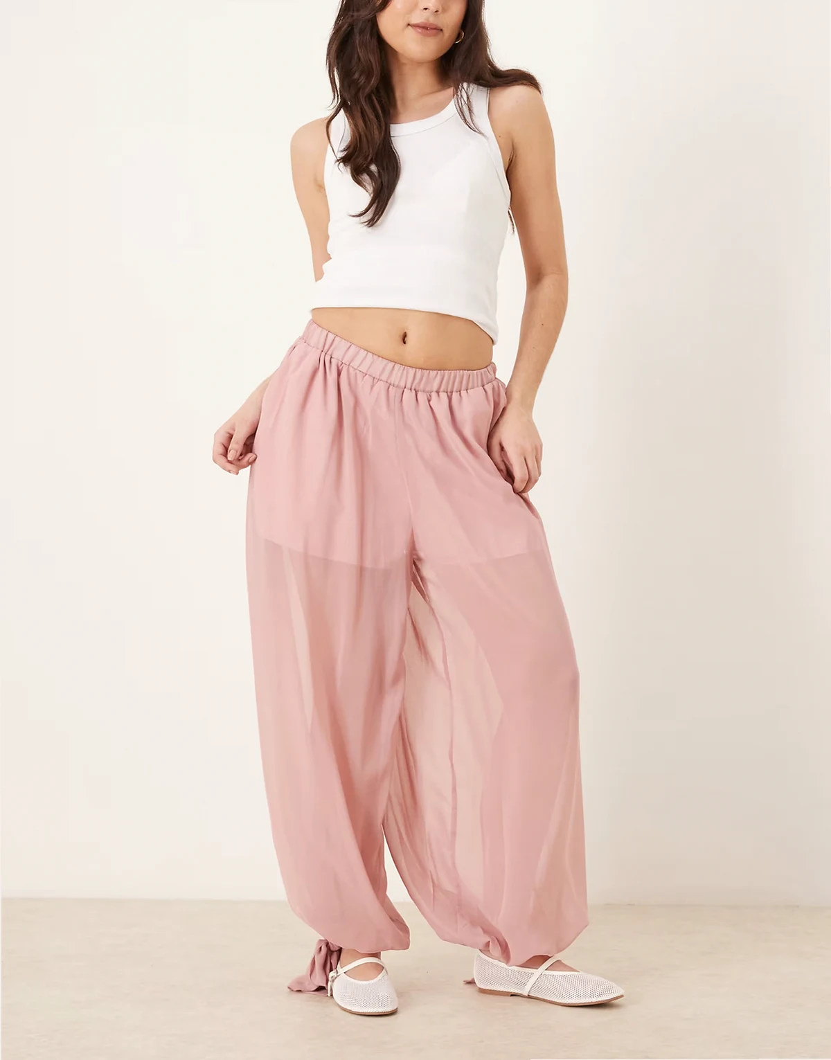 balloon pants in pink blush