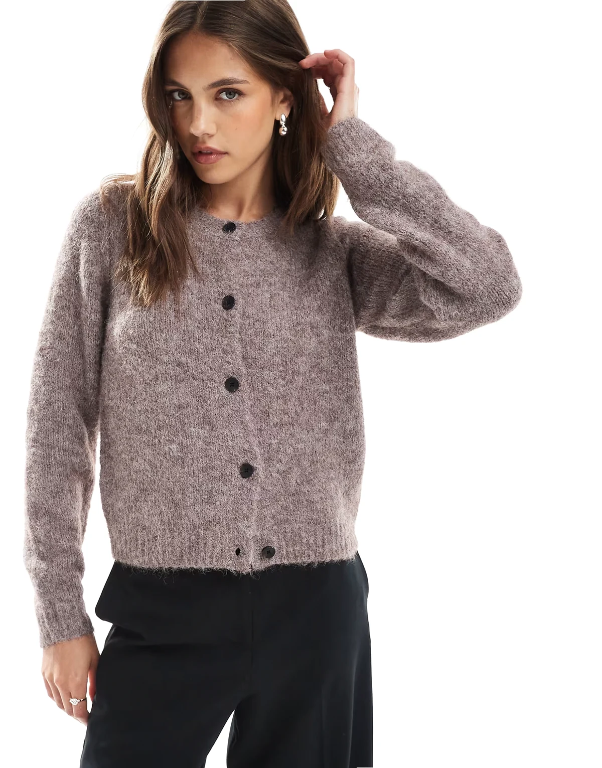 – Weiche, flauschige Strickjacke in meliertem Fossil-Braun mit Rundhalsausschnitt