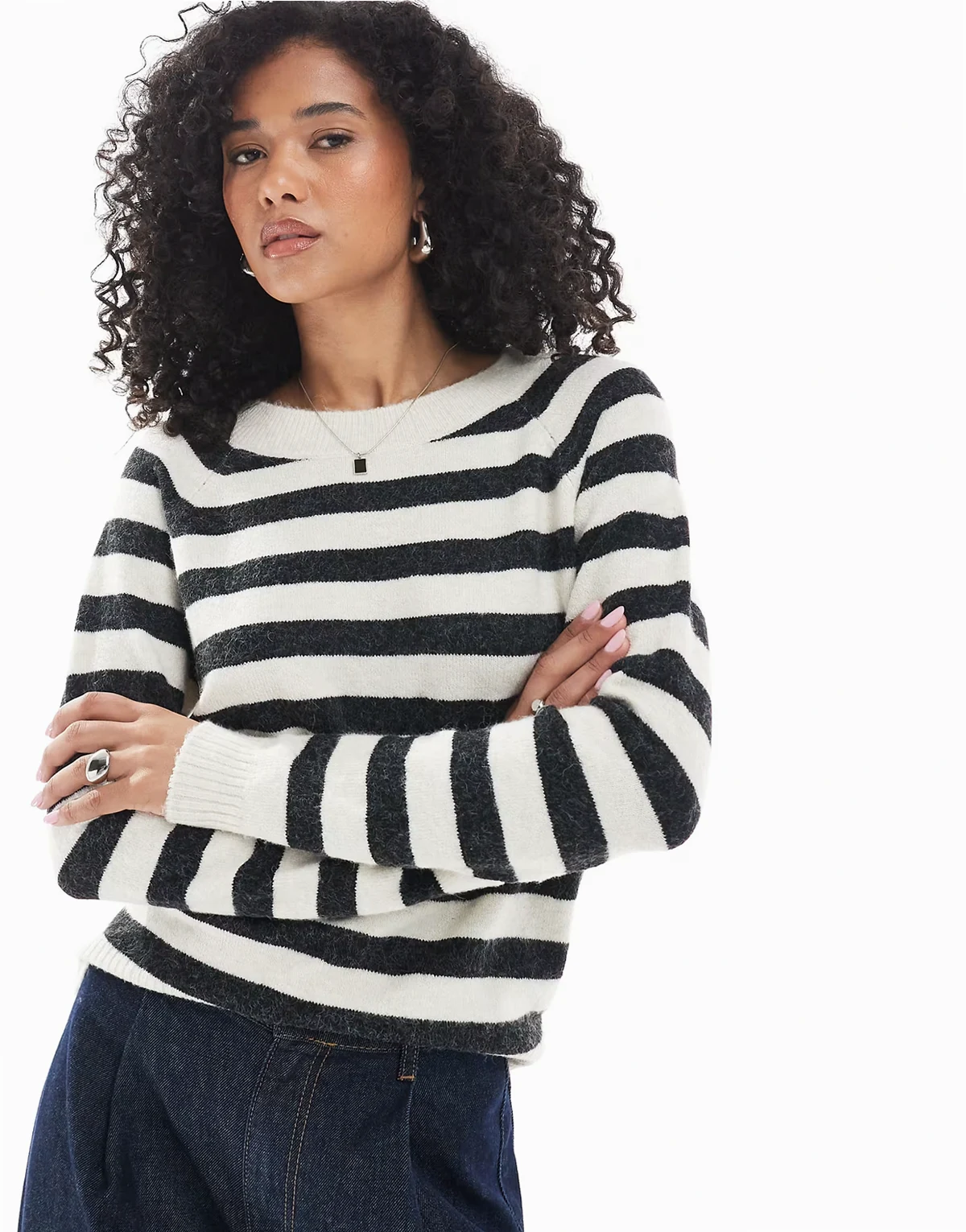 – Strickpullover mit Rundhalsausschnitt und Streifen in creme und beige meliert