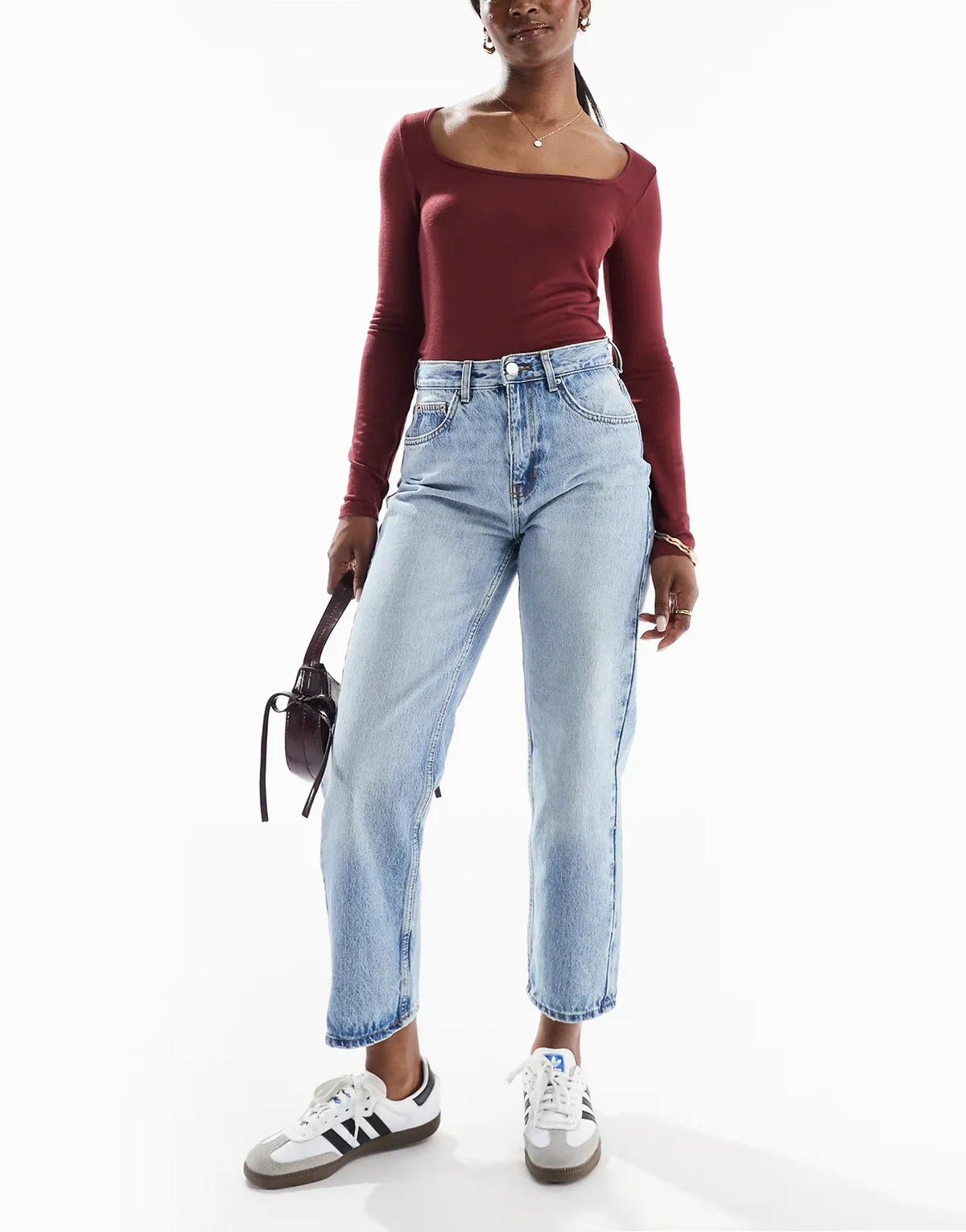 – Robyn – Gerade geschnittene Jeans in Mittelblau mit hohem Bund