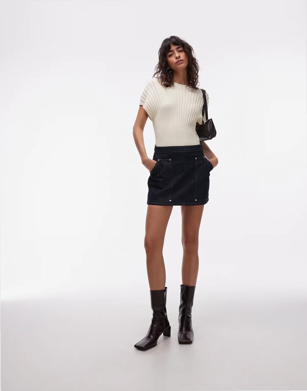 – Spódnica mini w stylu carpenter w kolorze indygo
