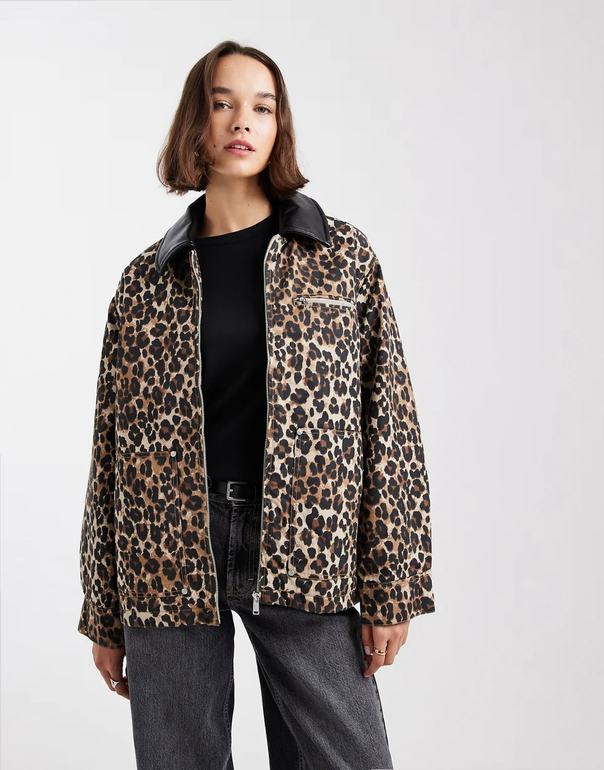 – Steppjacke aus Canvas mit Kragen aus Kunstleder und Tierfellmuster