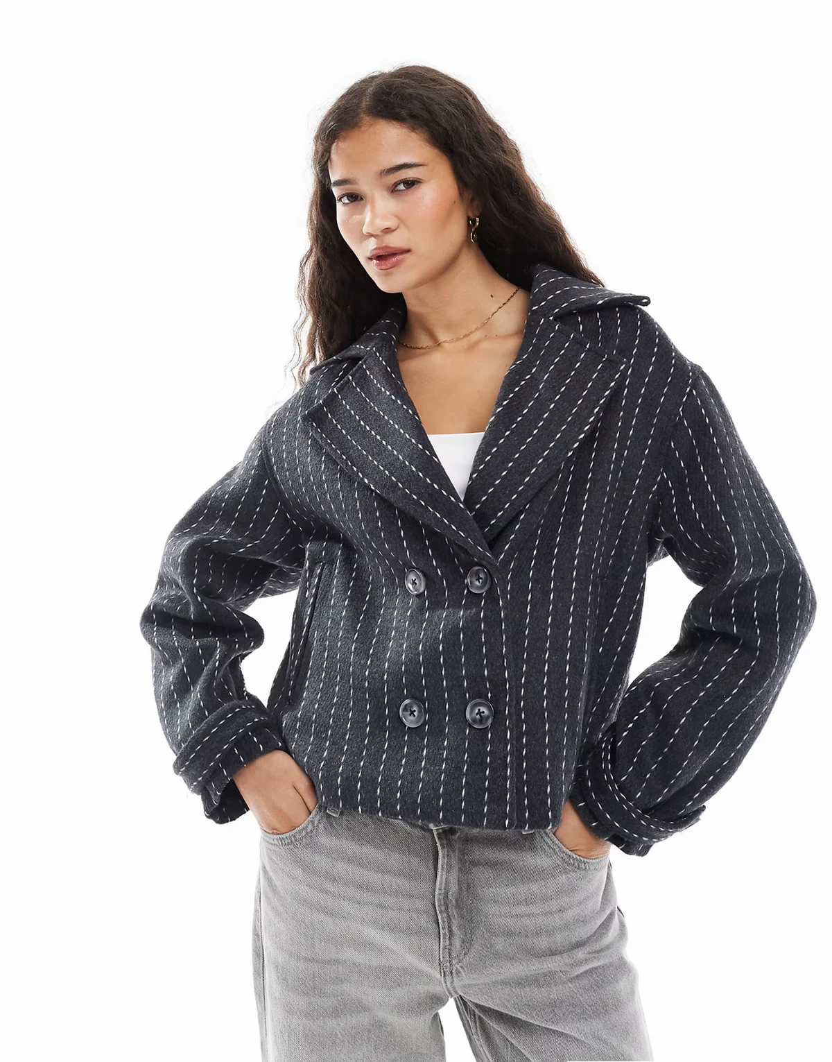 – Zweireihige Jacke in Grau mit Nadelstreifen