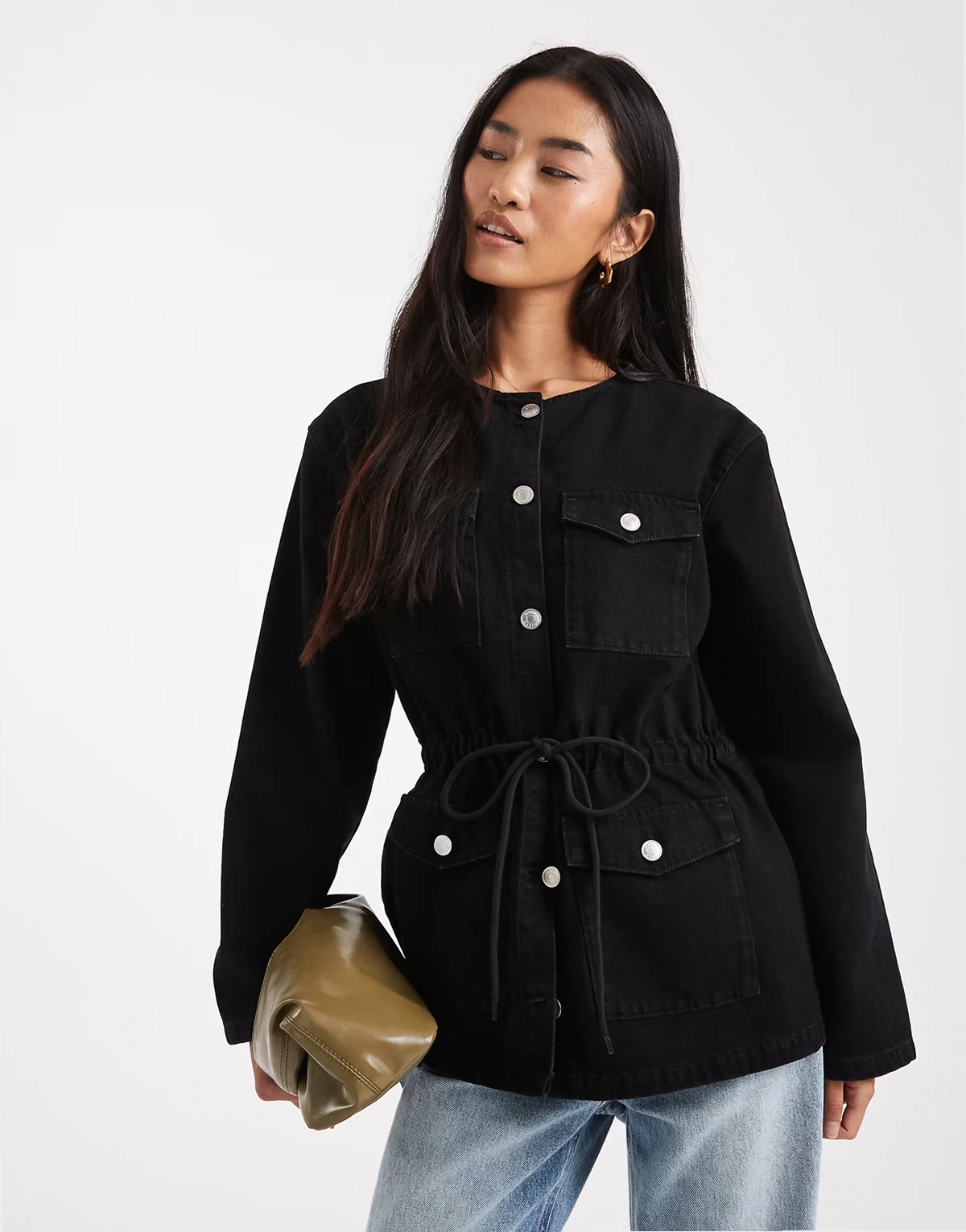 – Jeansjacke mit geraffter Taille mit Kordelzug und Utility-Tasche