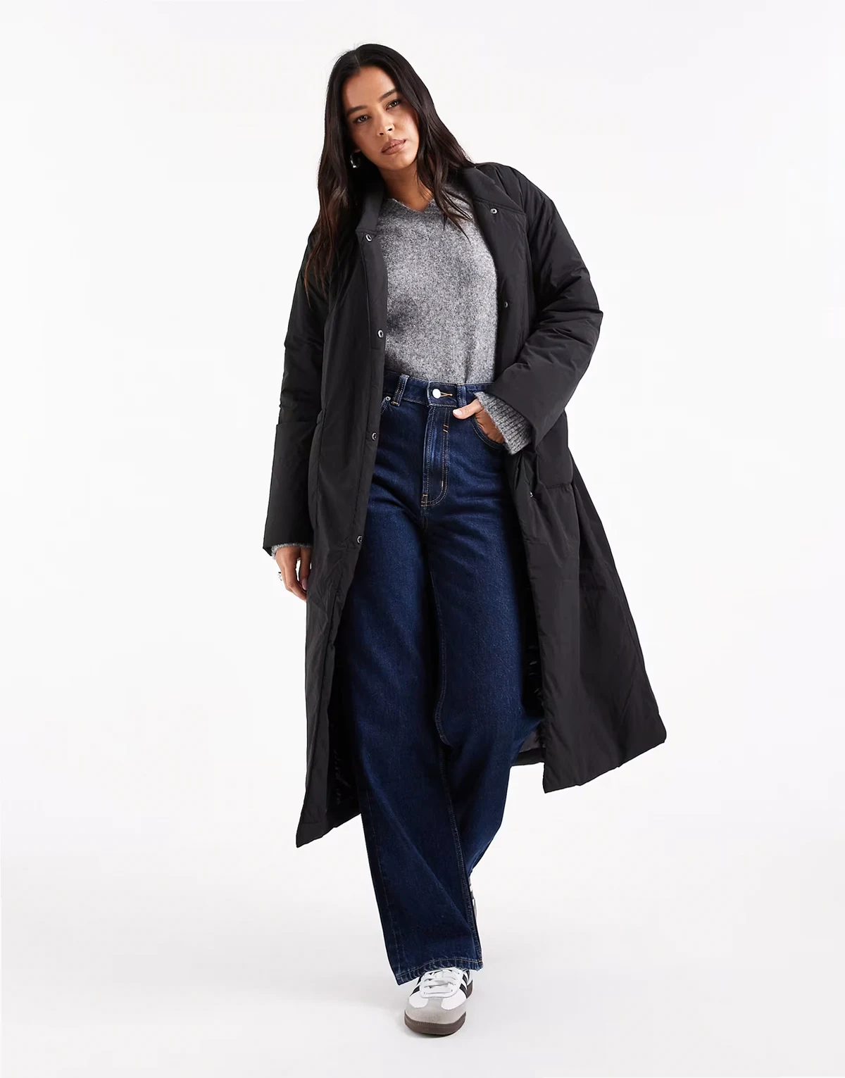 – Longline-Mantel in Schwarz mit Bindegürtel