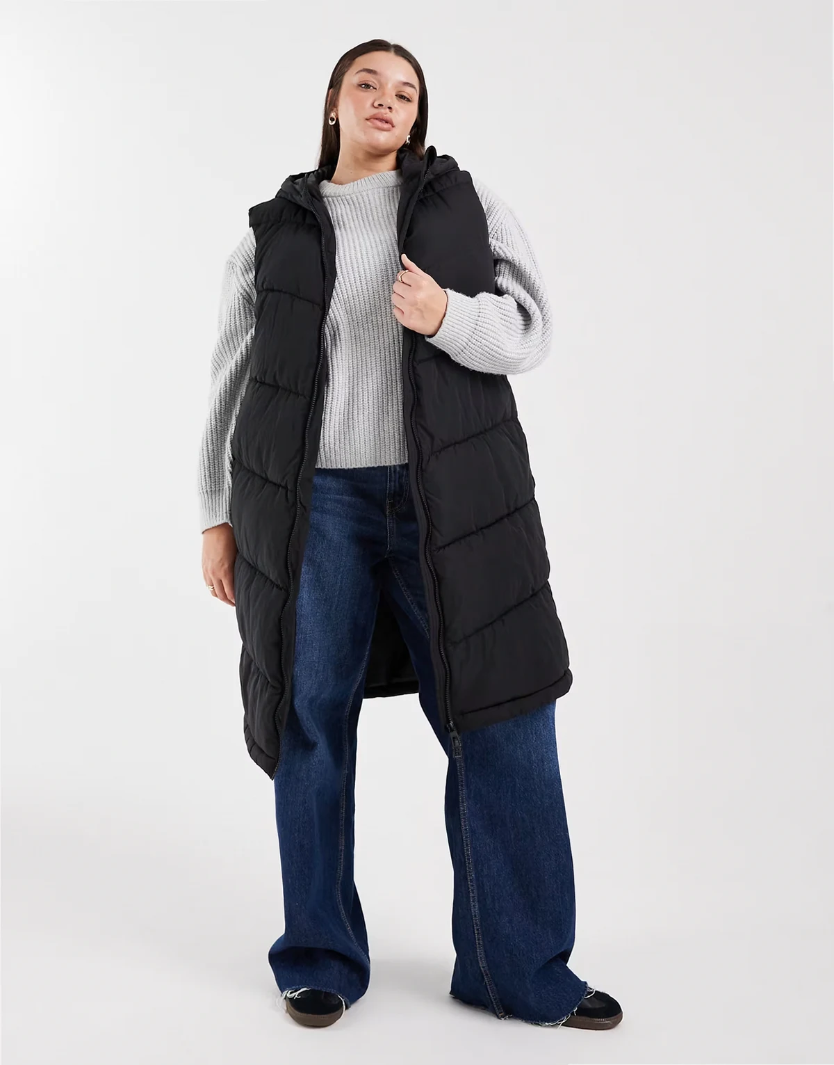 – Wattierte Longline-Weste in Schwarz