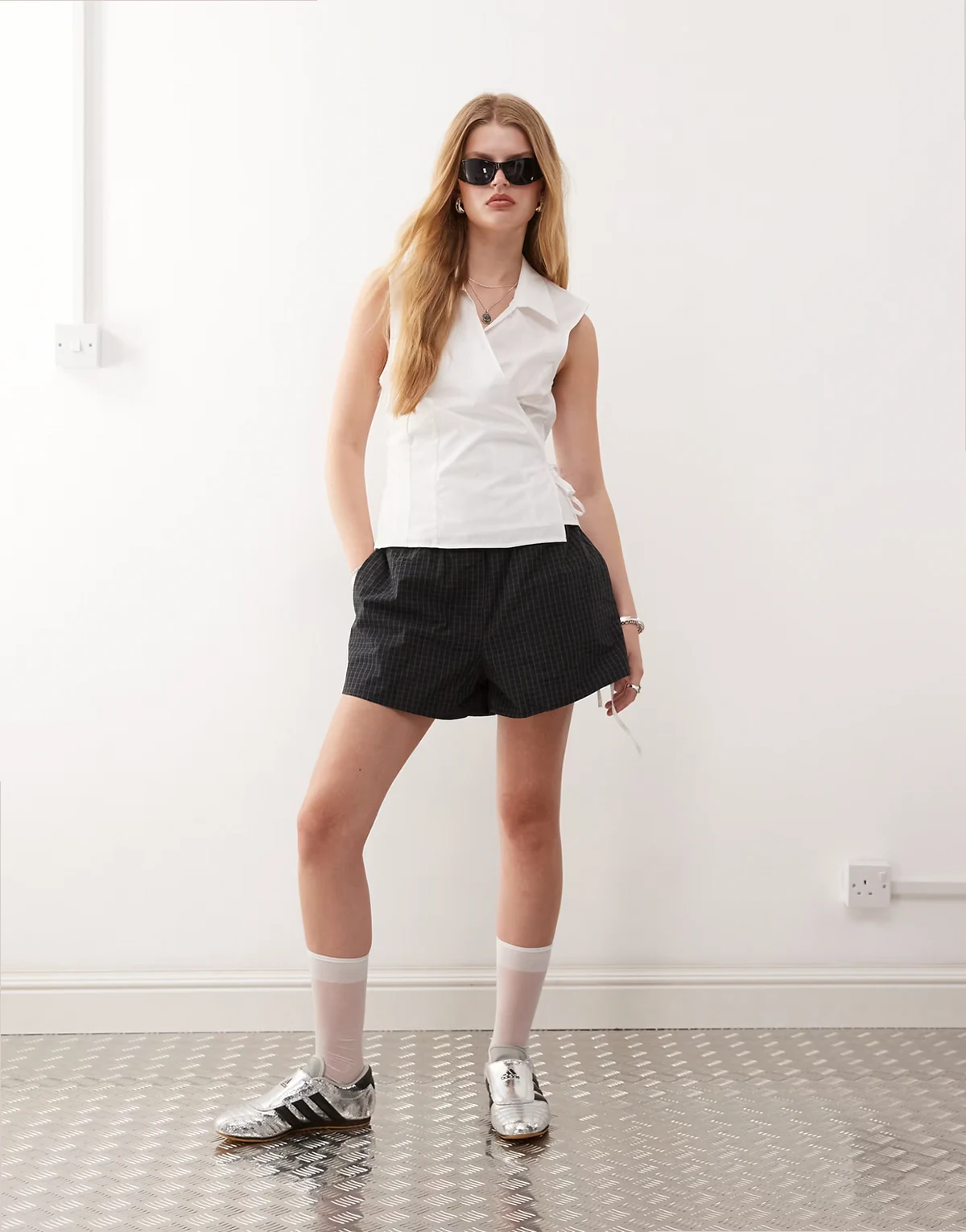 – Karierte Shorts in Schwarz