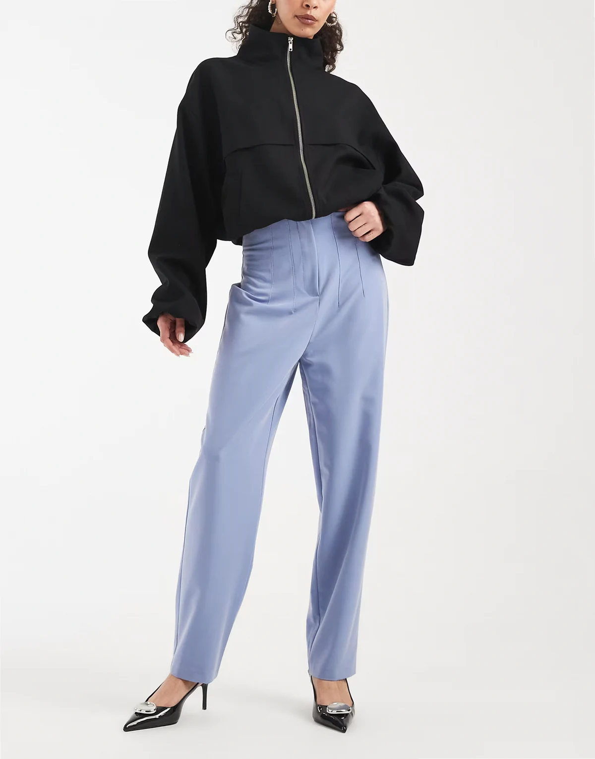 – Essentials – Zigarettenhose in Puderblau