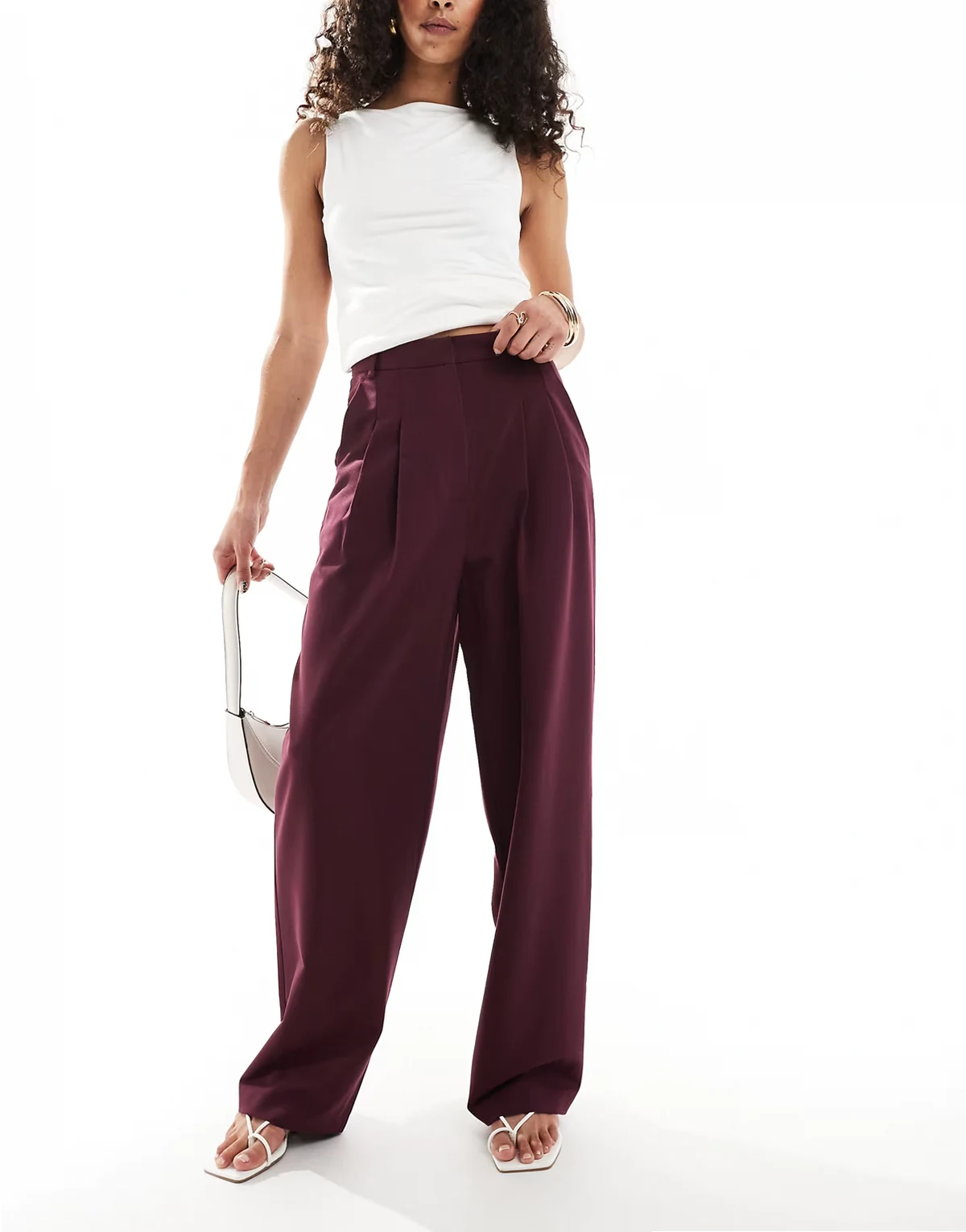 – Elegante Hose in dunklem Pflaumenlila mit weitem Schnitt