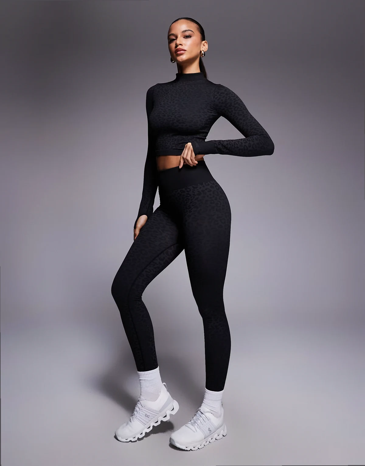 thermal seamless high waisted leggings in black leopard