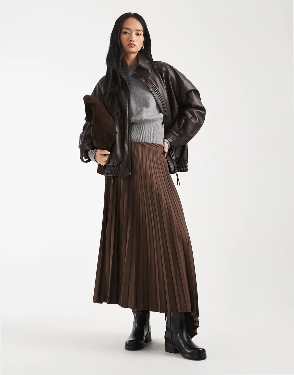 hanky hem pleated maxi skirt in mocha