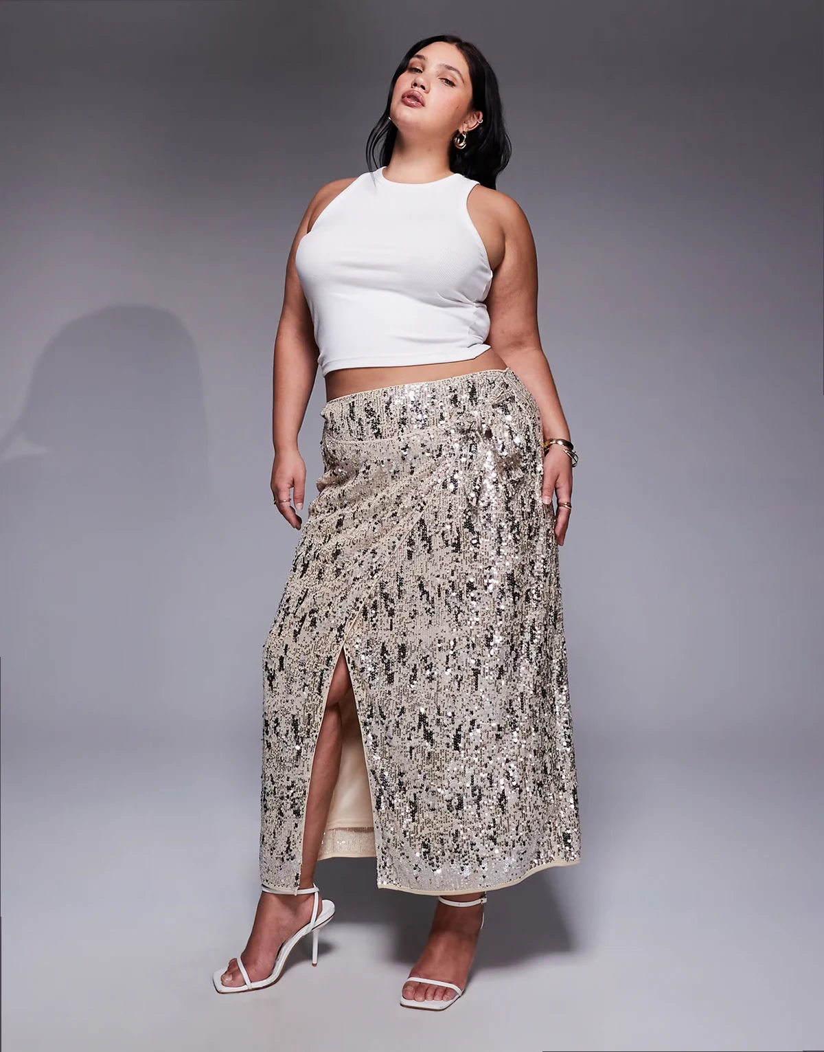 ASOS DESIGN Curve – Kopertowa cekinowa spódnica midi w kolorze szampana