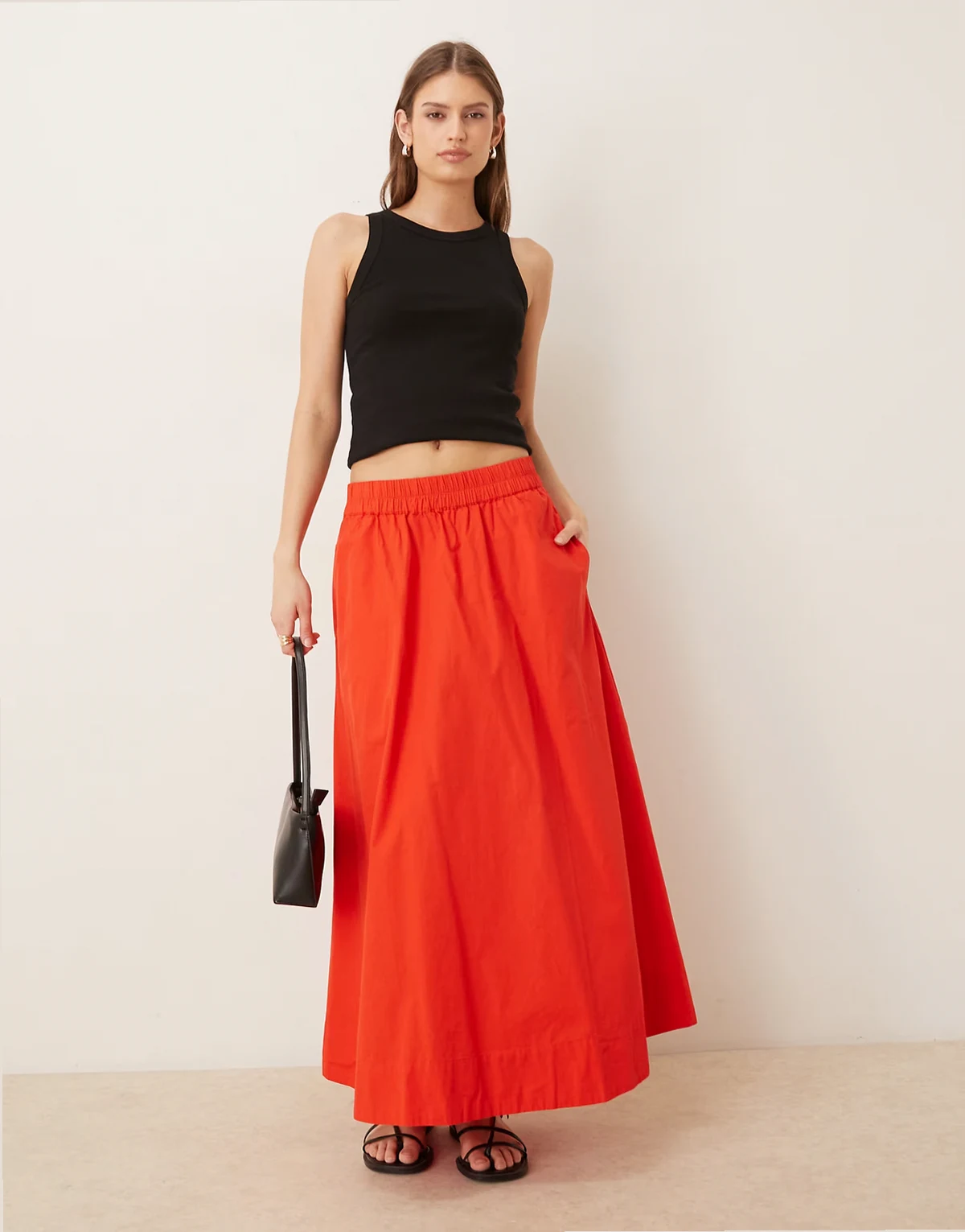 – Voluminöser Maxirock aus Baumwoll-Popeline in Rot