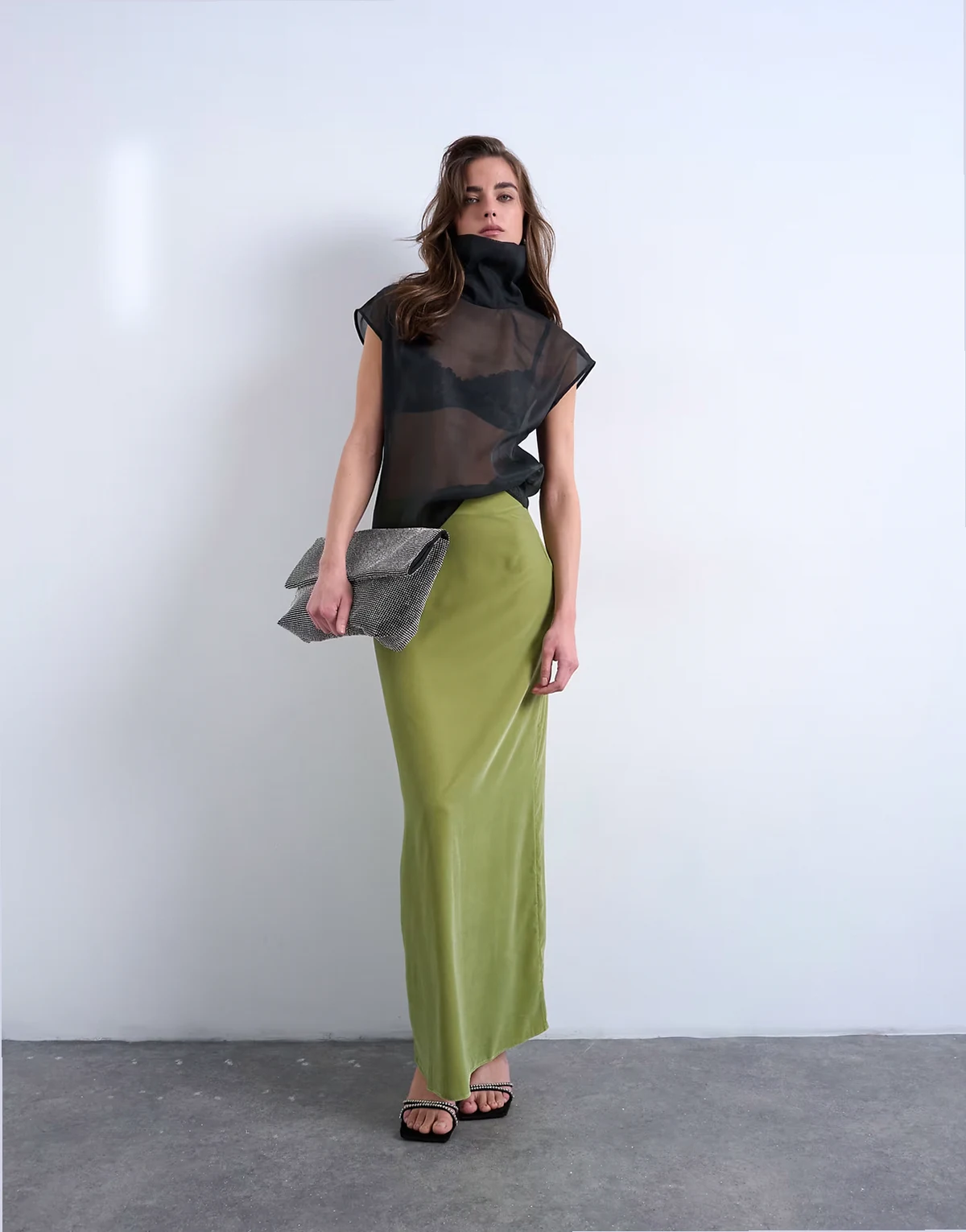 – Midaxirock aus Samt in Avocado-Grün, Kombiteil