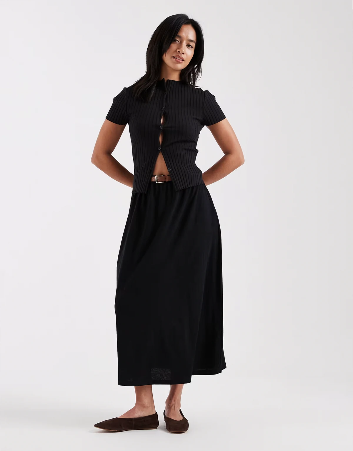 belted jersey midaxi skirt in black