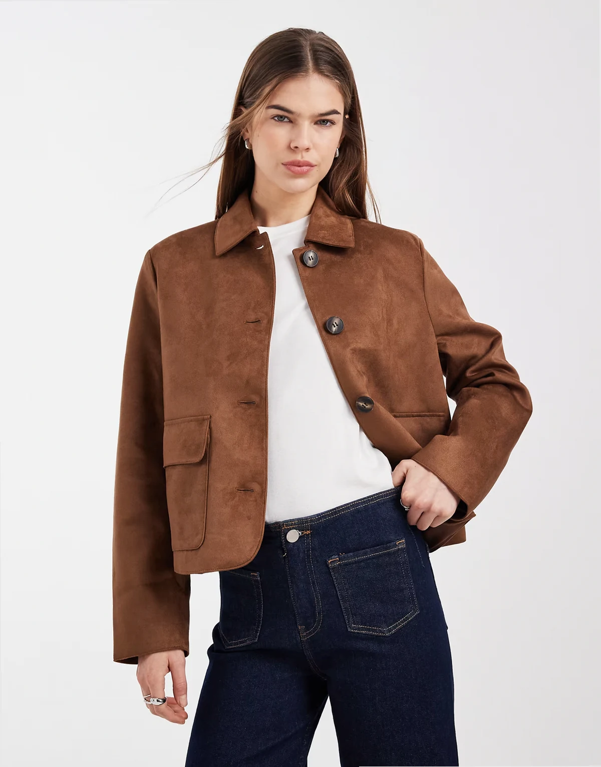 – Weiche, kurze Jacke aus elastischem Wildlederimitat in Cognac