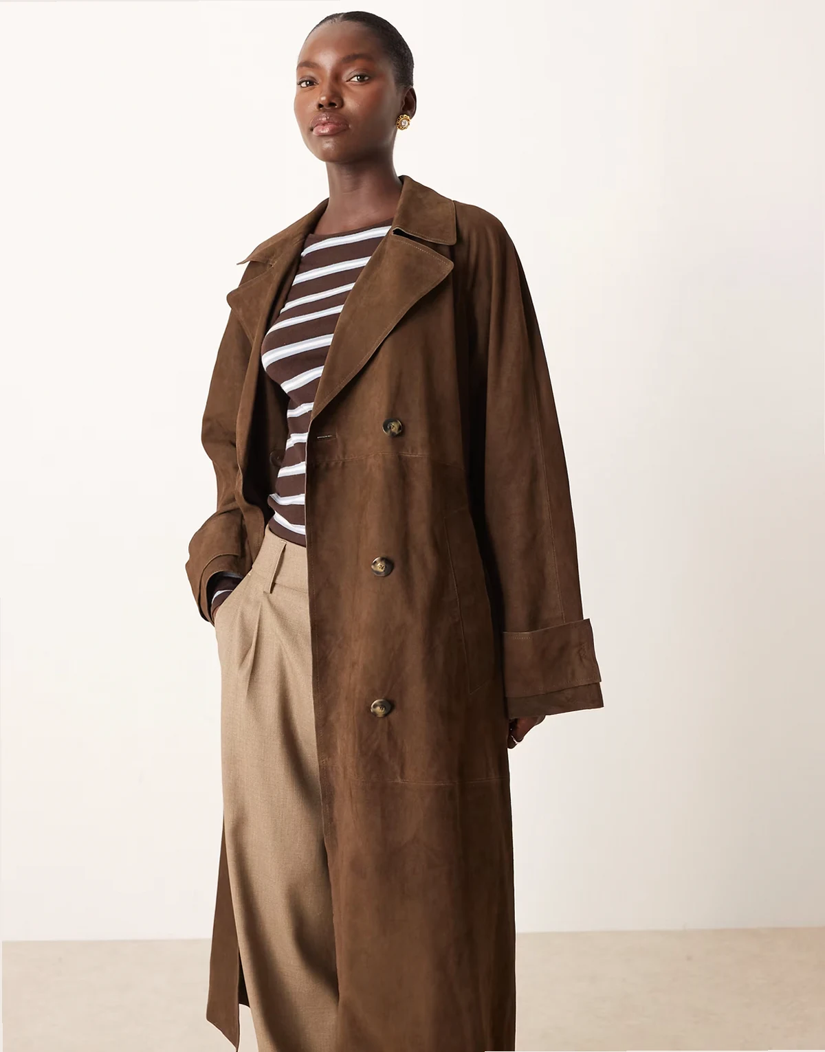 – Trenchcoat aus 100% Leder in Braun