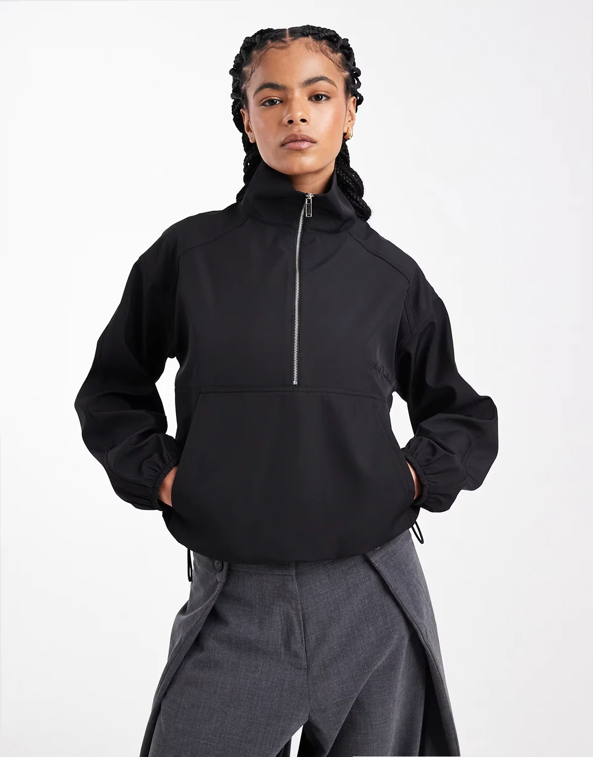 Exclusive – Czarna wodoodporna kurtka zakładana przez głowę ściągana na sznurek