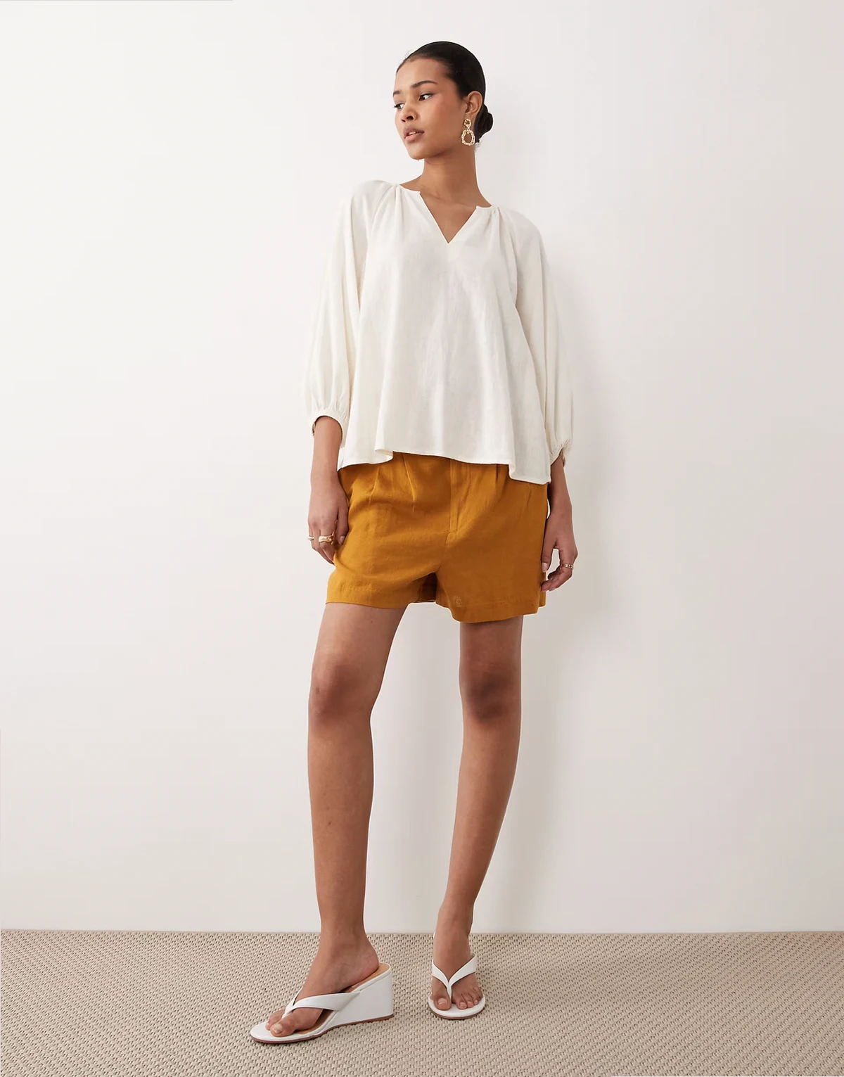 – Silsoe – Szorty z mieszanki lnu w kolorze tytoniowym, część zestawu