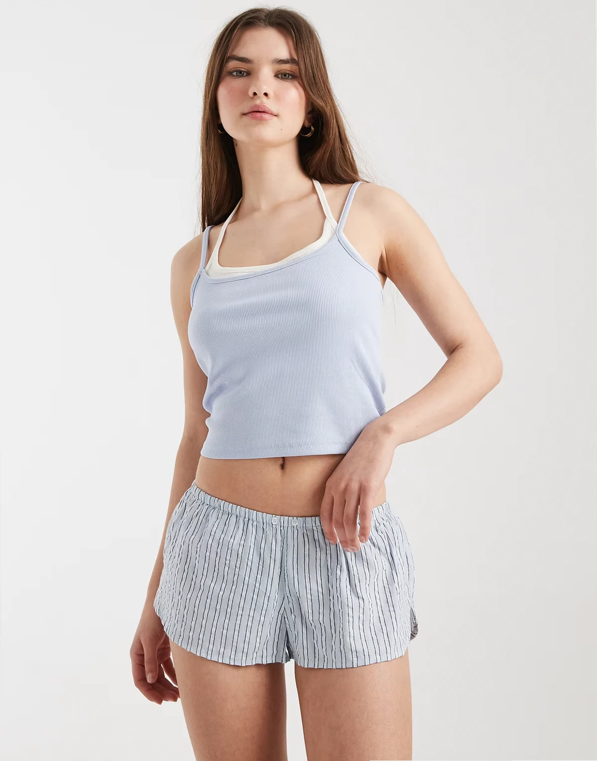 – Girlfriend-Shorts aus Flanell mit violettblauen Streifen