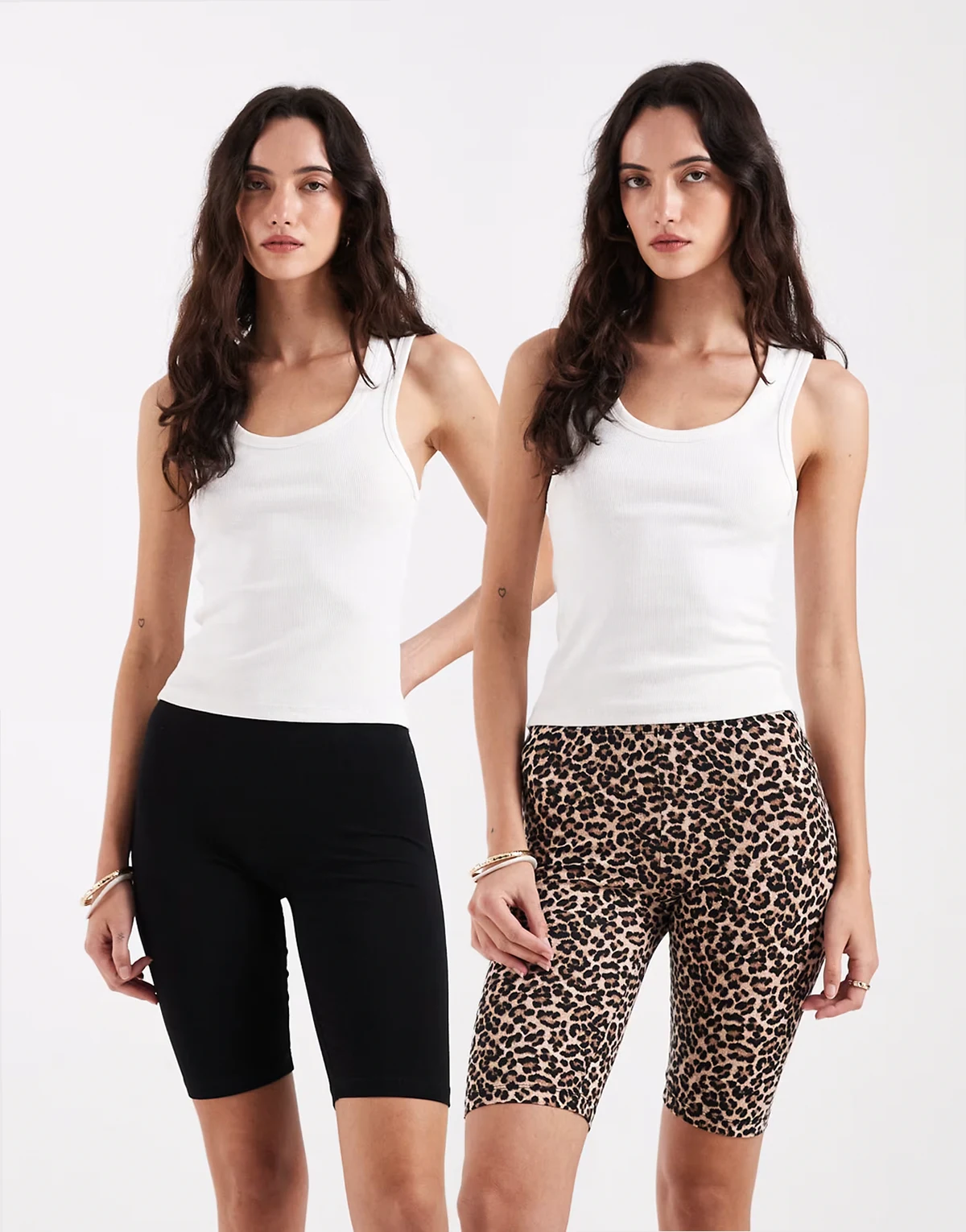 – 2er-Pack Legging-Shorts in Schwarz und mit Leopardenmuster
