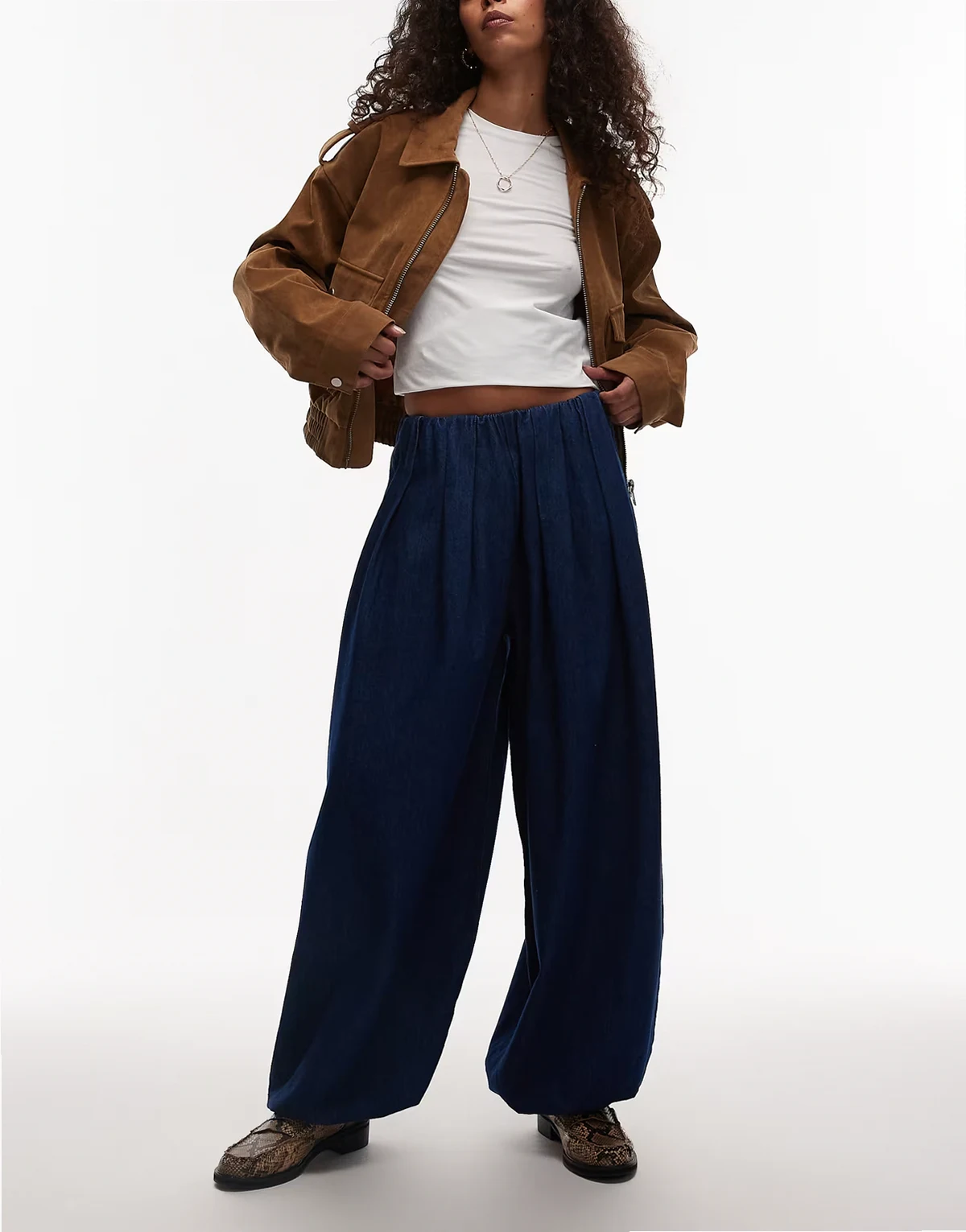 – Oversize-Ballonjeans aus Denim in Indigoblau