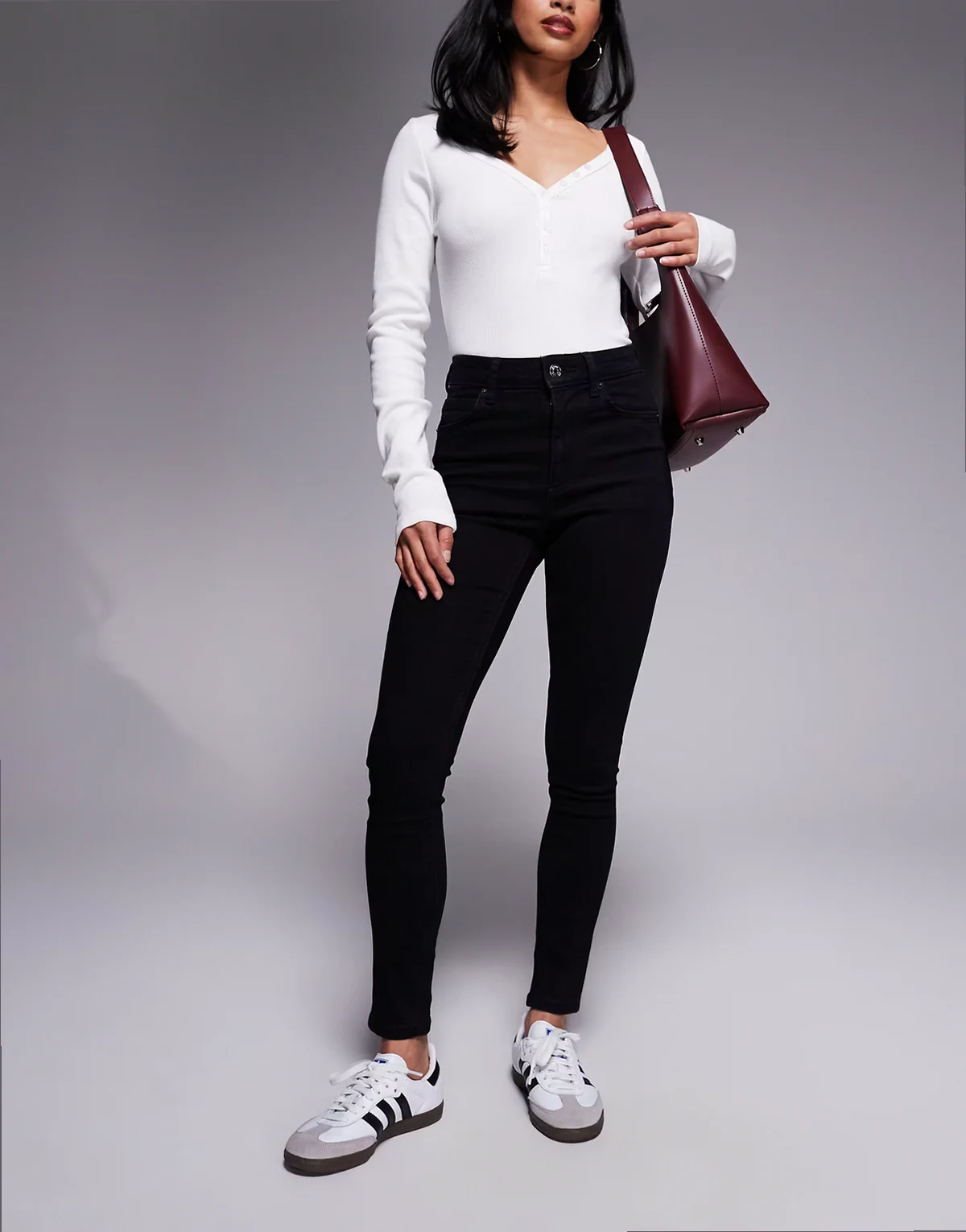 ASOS DESIGN Petite – Czarne jeansy o obcisłym kroju