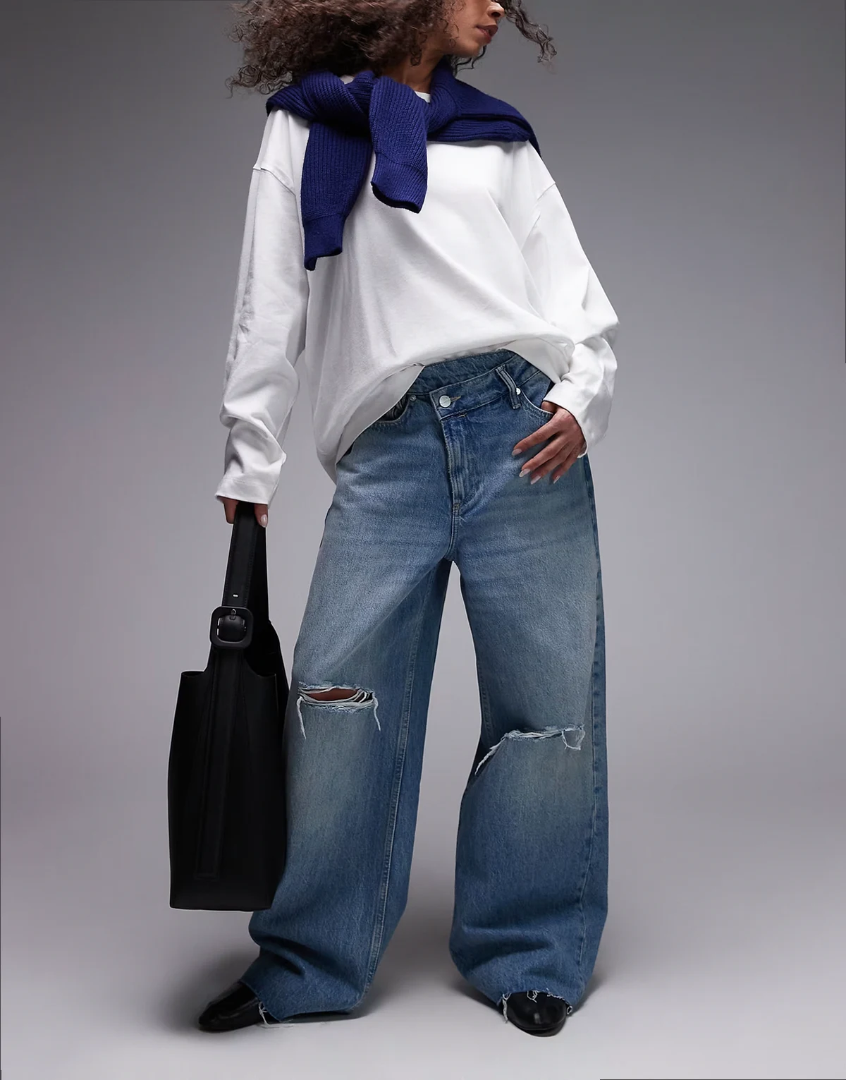 Aki crossover waist jeans in light wash