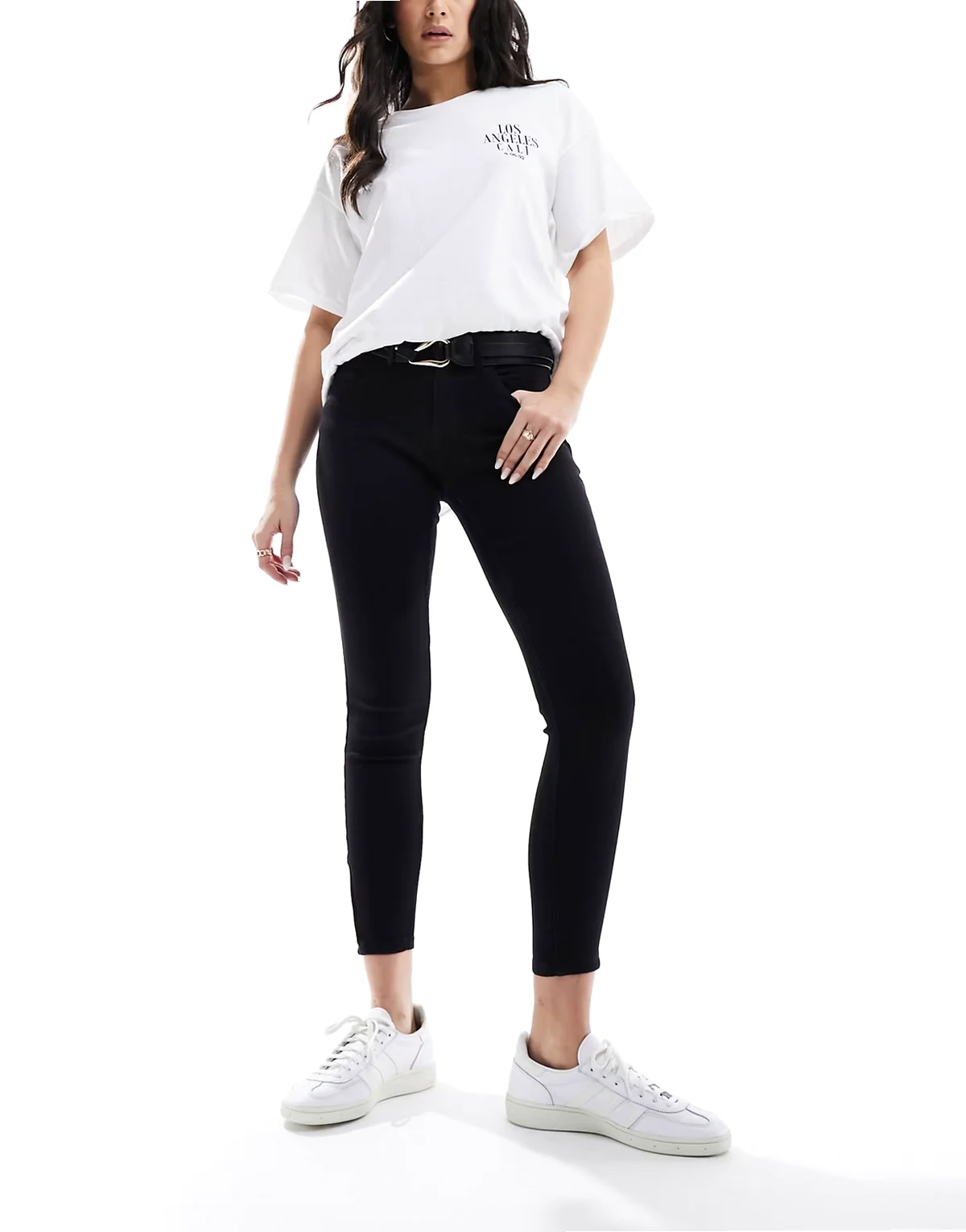 – Eternal – Knöchellange Jeans in Schwarz