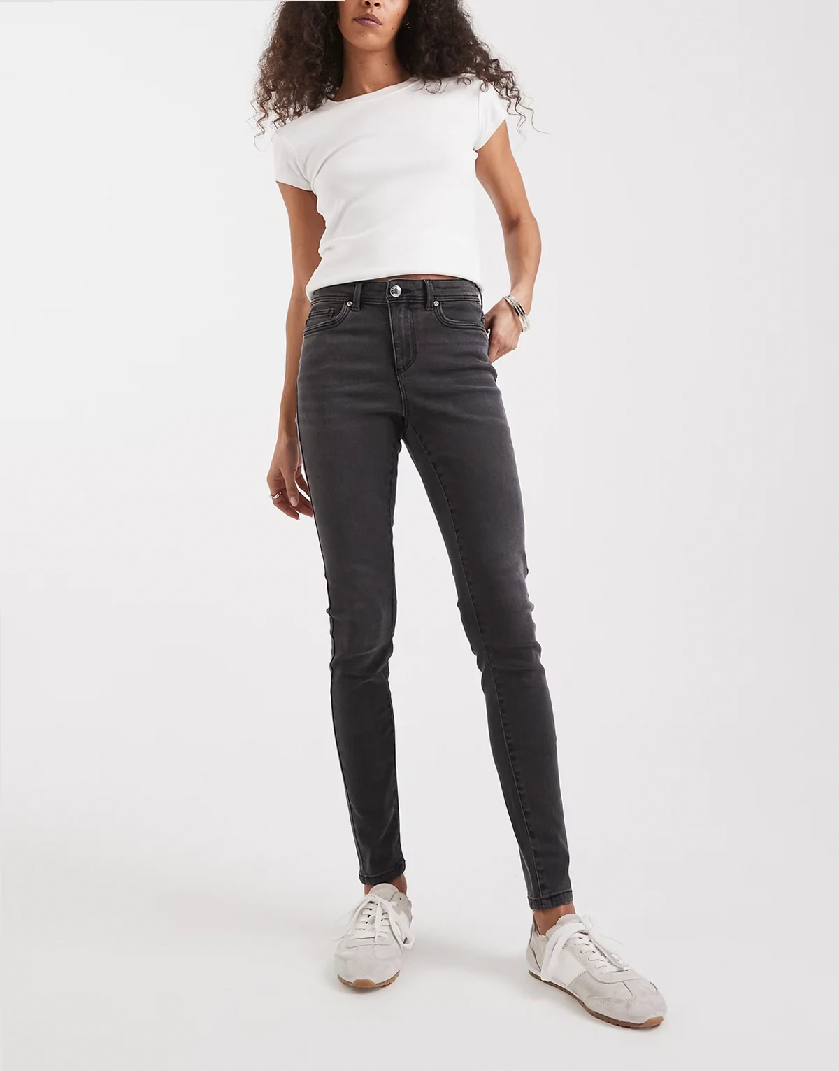 – Wauw – Skinny-Jeans in verwaschenem Schwarz