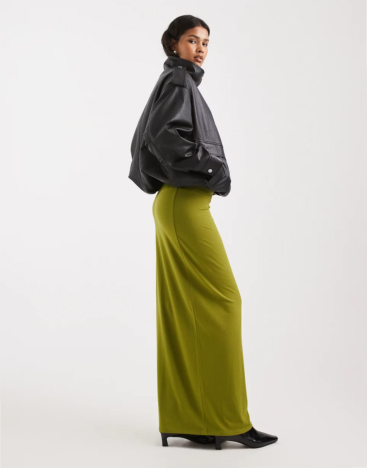 – Jersey-Maxirock in Olivgrün mit geradem Schnitt