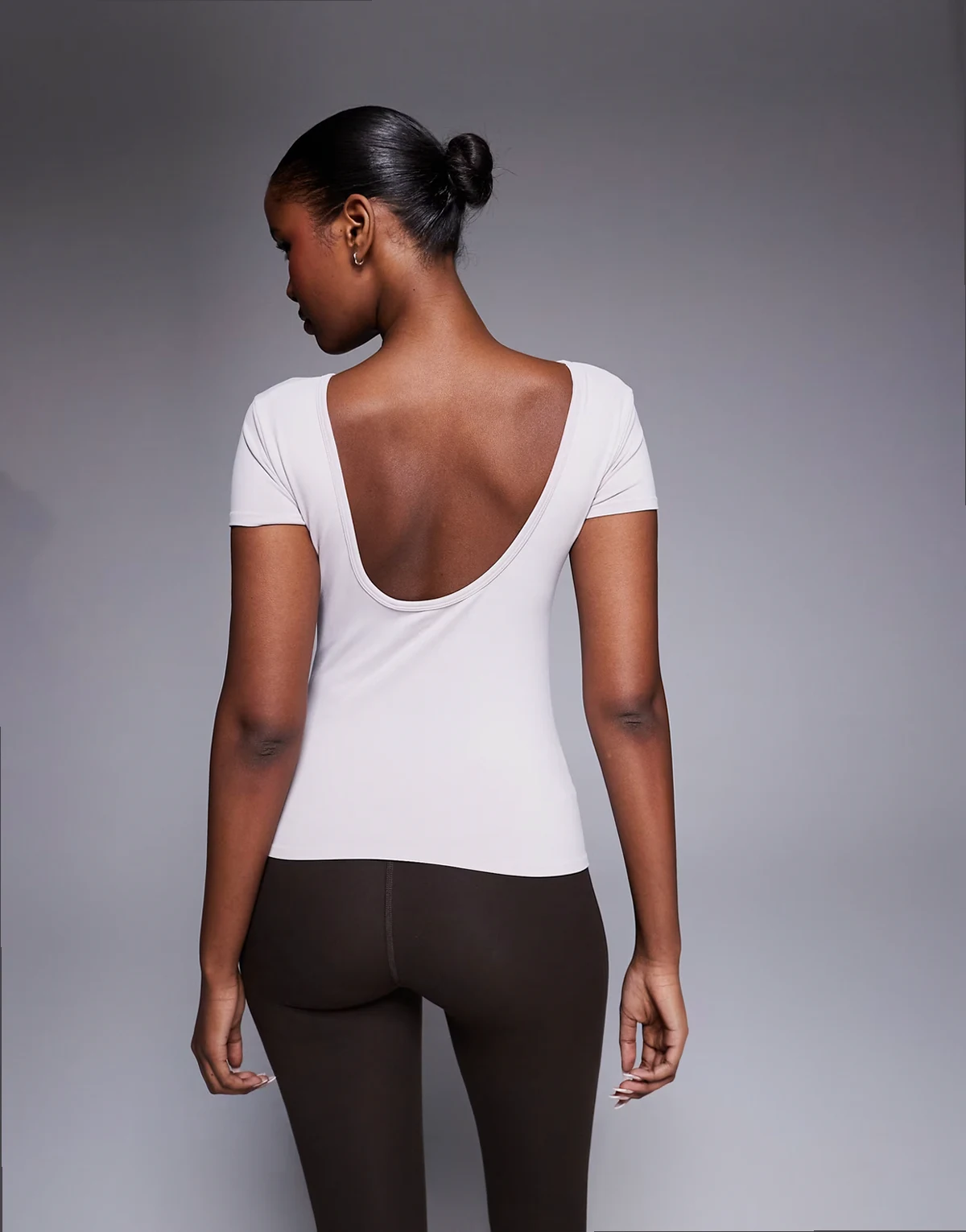 plush feel scoop back short sleeve layering top in ash