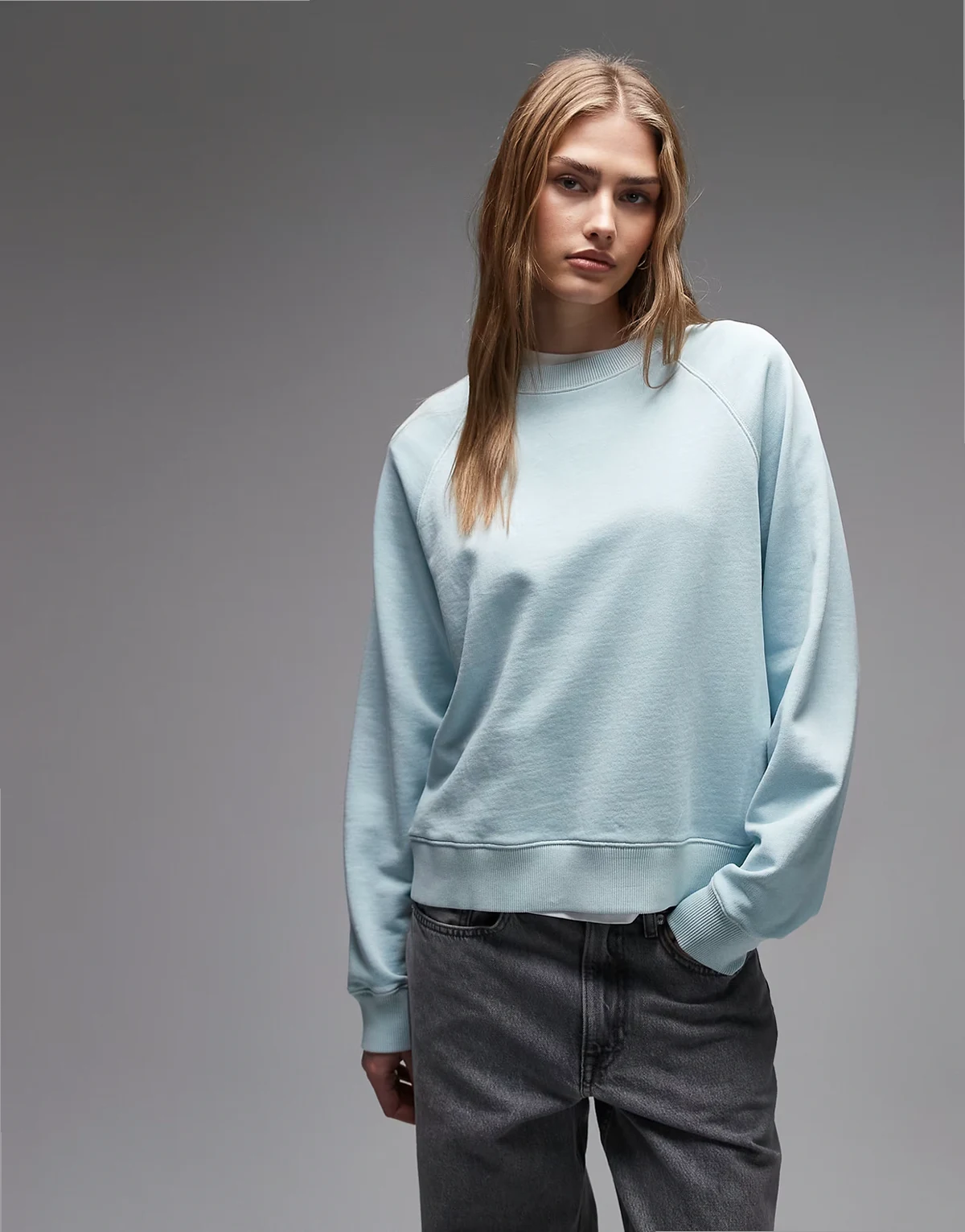 – Weiches Terry-Sweatshirt in Aqua-Blau mit Rundhalsausschnitt