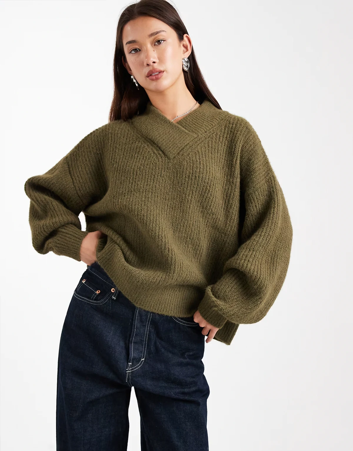 v neck sweater in green