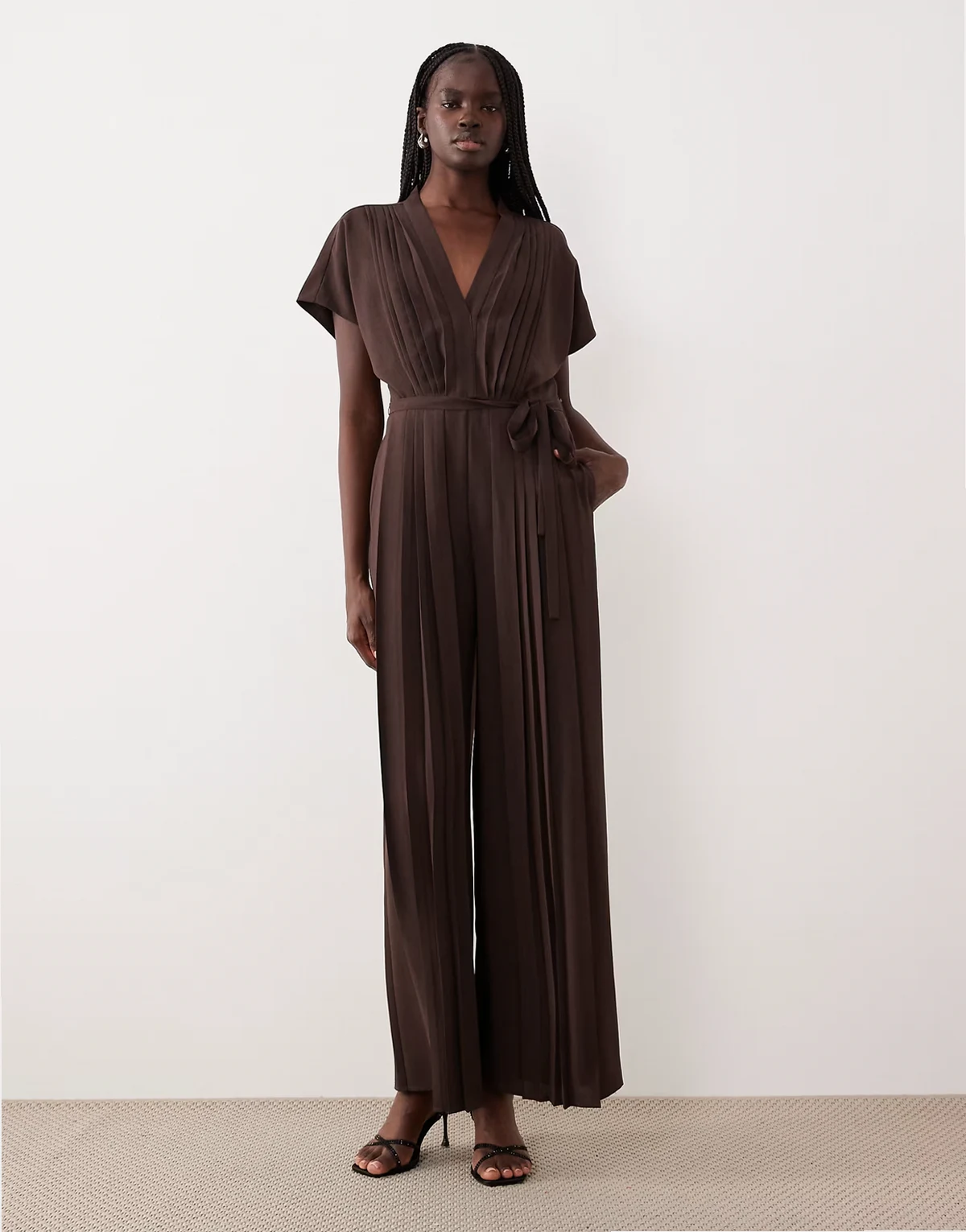 pleat detail short sleeve jumpsuit in chocolate